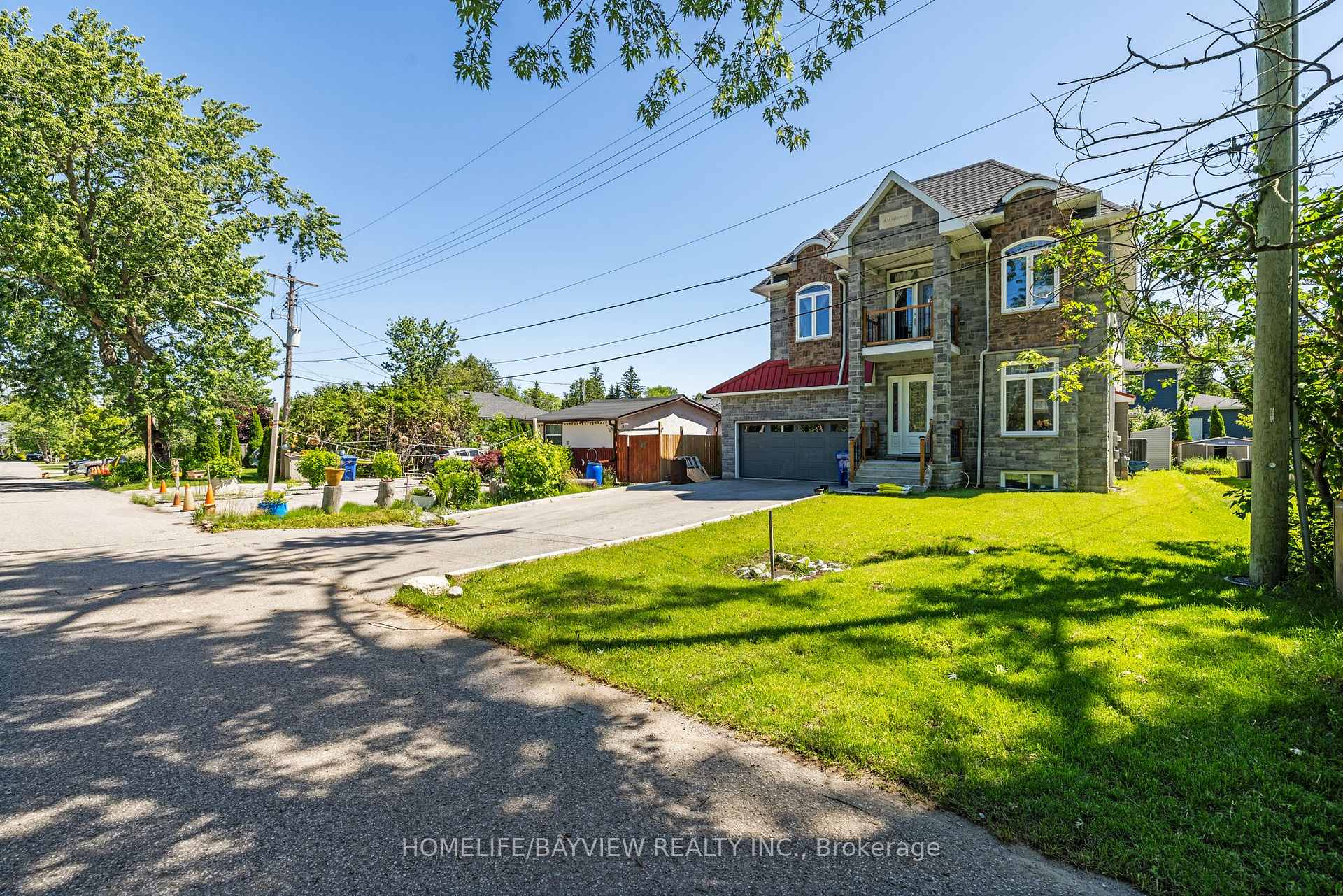 Photo 3 of 9 Albert Street, Georgina, Sutton & Jackson's Point — HOMEH