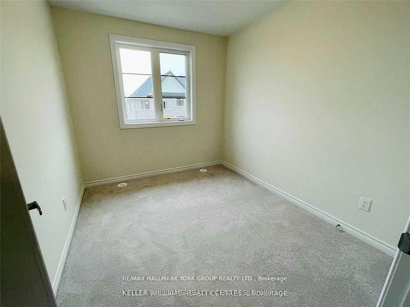 Photo 11 of 586 Murrell Boulevard, East Gwillimbury, Sharon — HOMEH