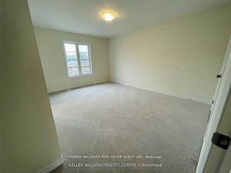Photo 13 of 586 Murrell Boulevard, East Gwillimbury, Sharon — HOMEH