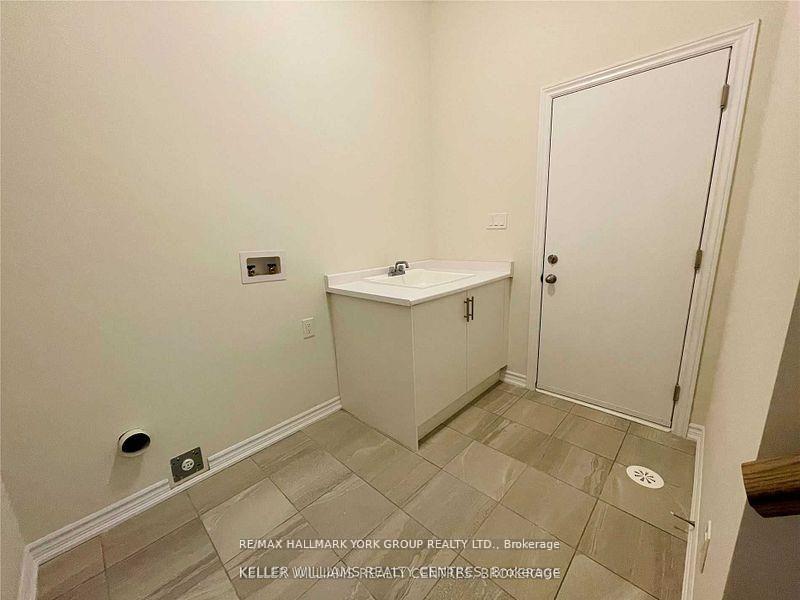 Photo 19 of 586 Murrell Boulevard, East Gwillimbury, Sharon — HOMEH