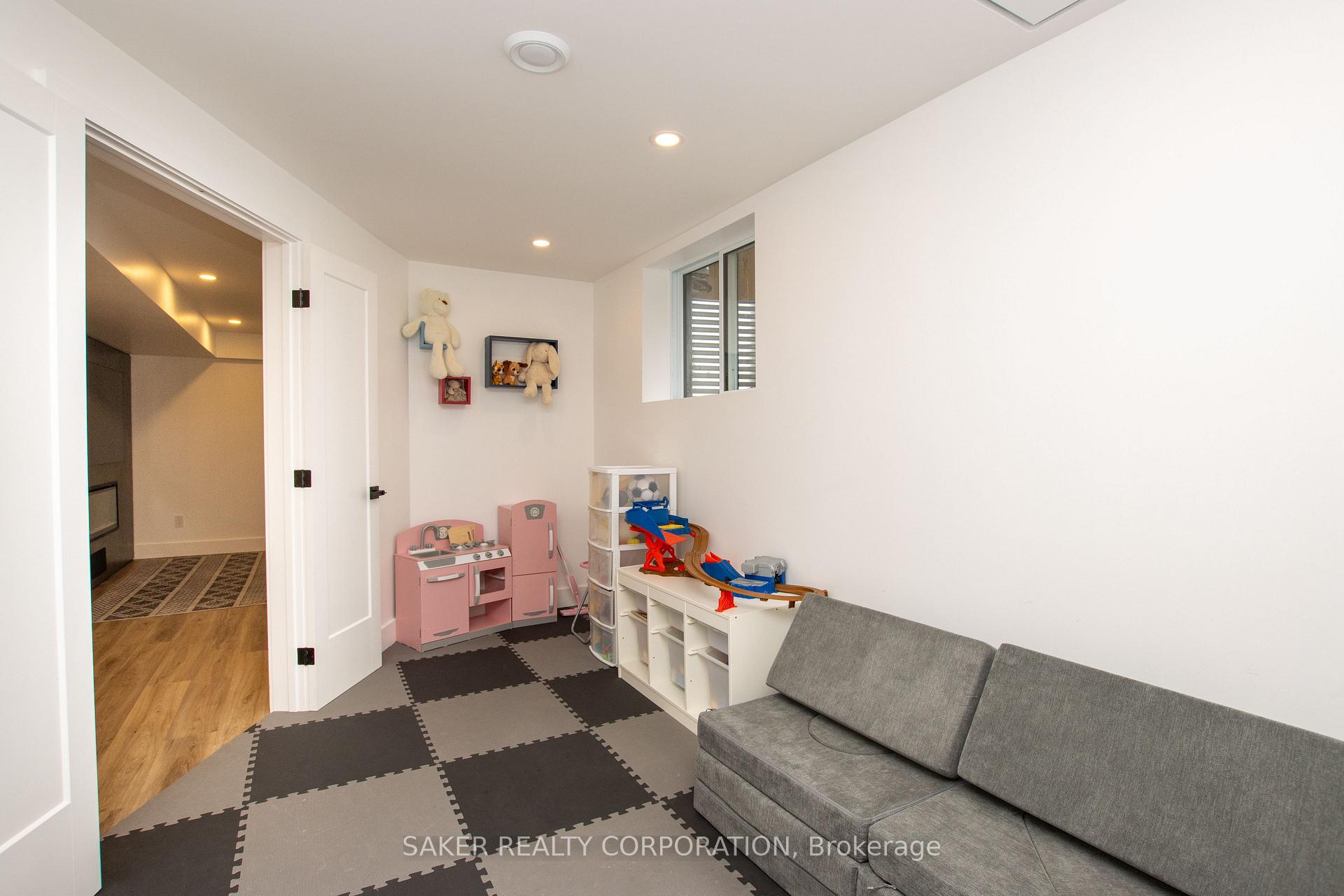 Photo 33 of 71 Langarth Street W, London, South E — HOMEH