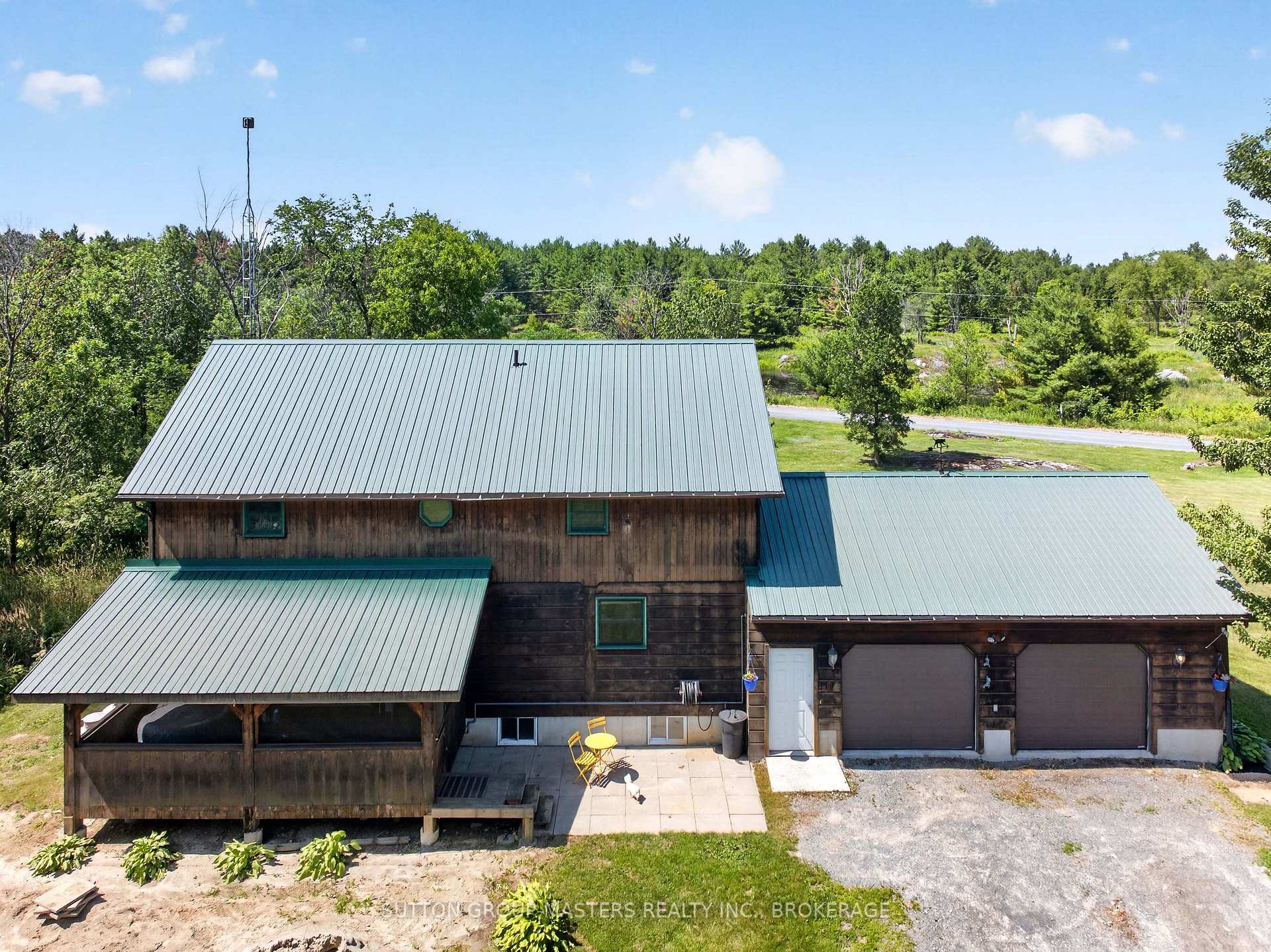 Photo 2 of 6716 Leveque Road, Frontenac, Frontenac South — HOMEH
