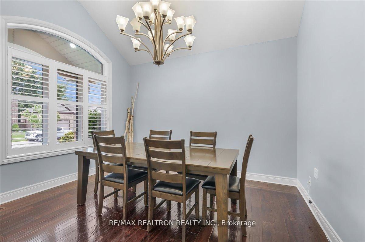Photo 8 of 177 Martin Drive, Middlesex Centre, Ilderton — HOMEH