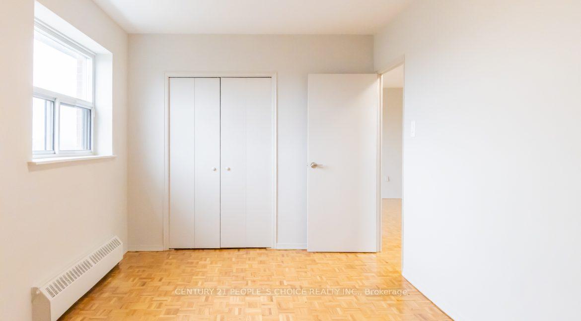 Photo 5 of Unit 309, 1051 Seneca Avenue, Mississauga, Port Credit — HOMEH