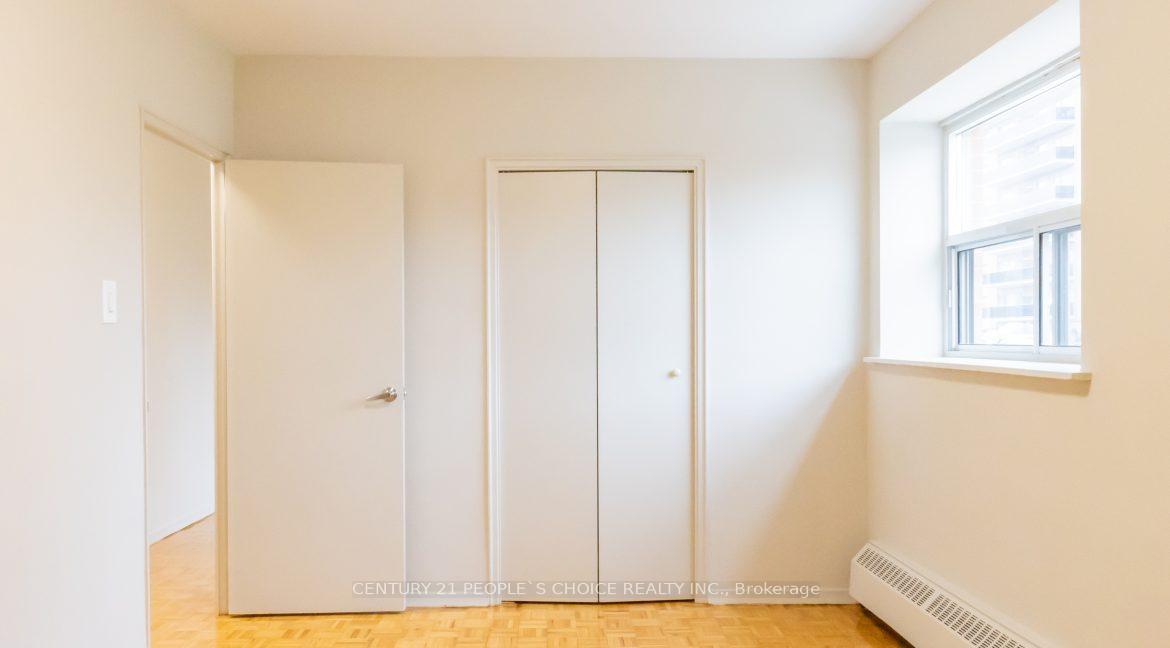 Photo 6 of Unit 309, 1051 Seneca Avenue, Mississauga, Port Credit — HOMEH