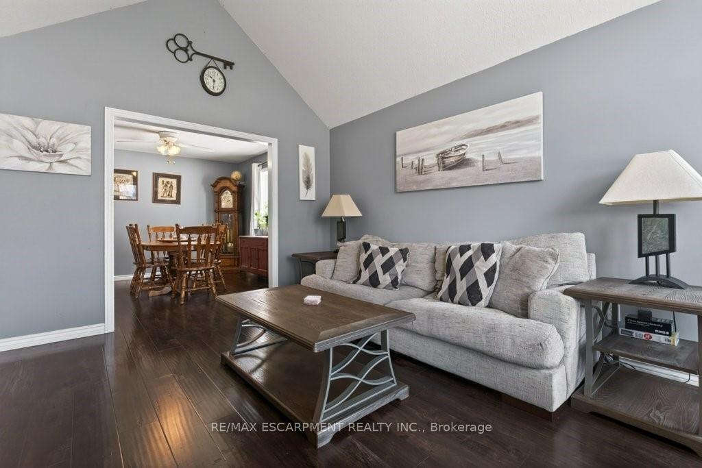 Photo 7 of 4334 Arejay Avenue, Lincoln, Beamsville — HOMEH