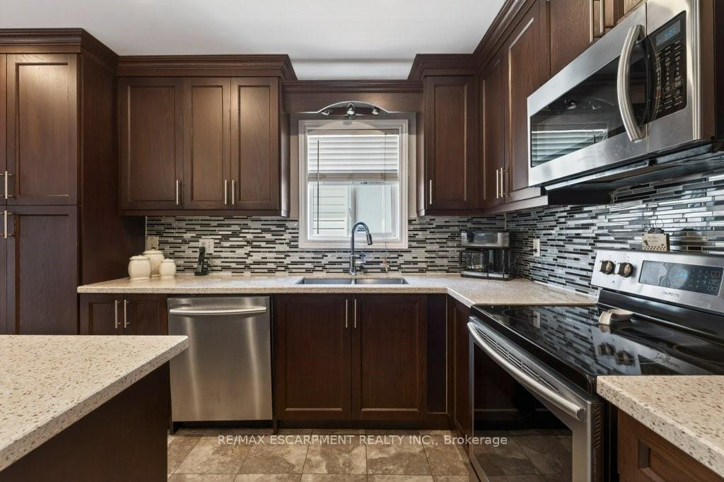 Photo 14 of 4334 Arejay Avenue, Lincoln, Beamsville — HOMEH
