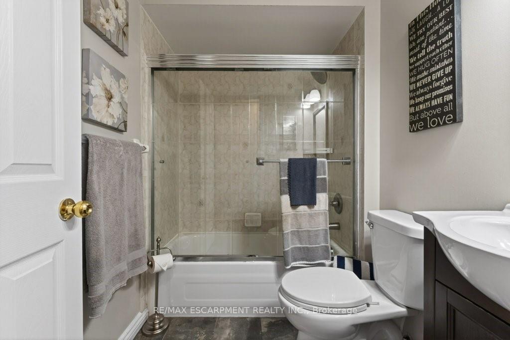 Photo 16 of 4334 Arejay Avenue, Lincoln, Beamsville — HOMEH
