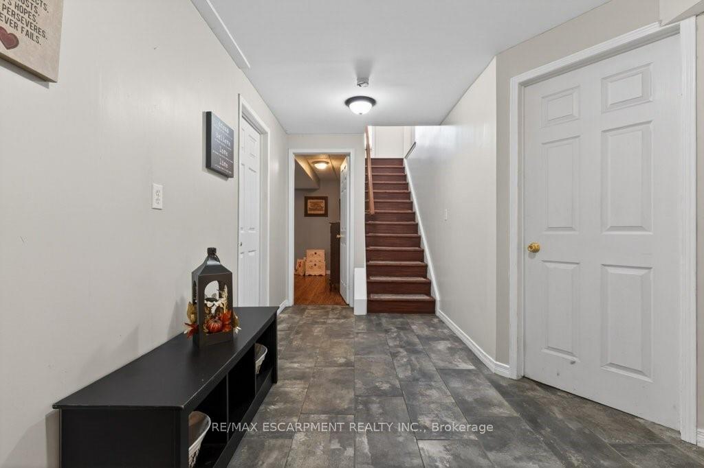 Photo 23 of 4334 Arejay Avenue, Lincoln, Beamsville — HOMEH