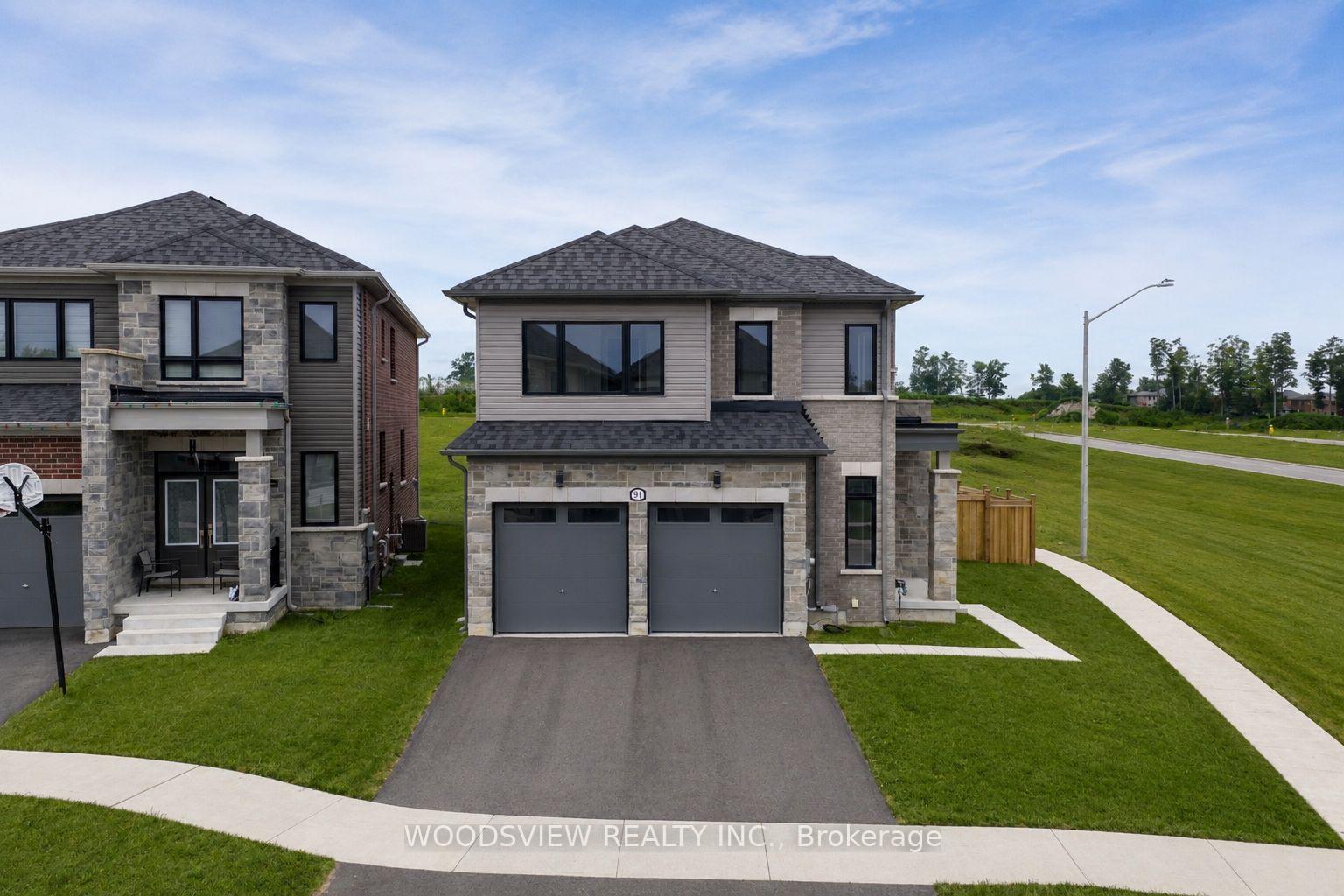 Photo 4 of 91 Thicketwood Avenue, Barrie, Rural Barrie Southeast — HOMEH