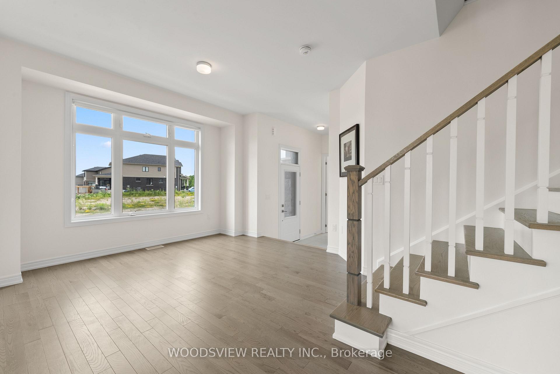 Photo 23 of 91 Thicketwood Avenue, Barrie, Rural Barrie Southeast — HOMEH
