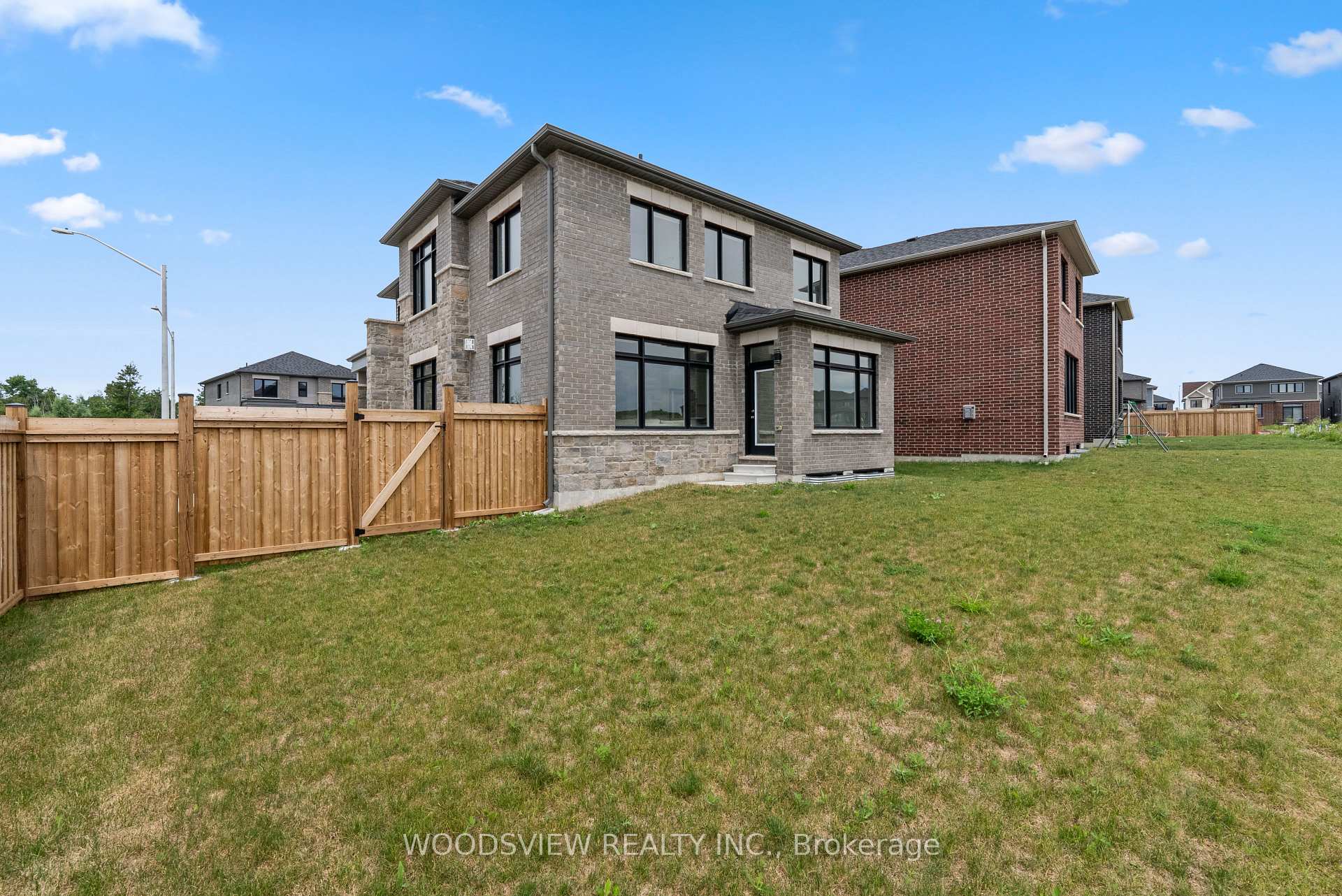 Photo 45 of 91 Thicketwood Avenue, Barrie, Rural Barrie Southeast — HOMEH