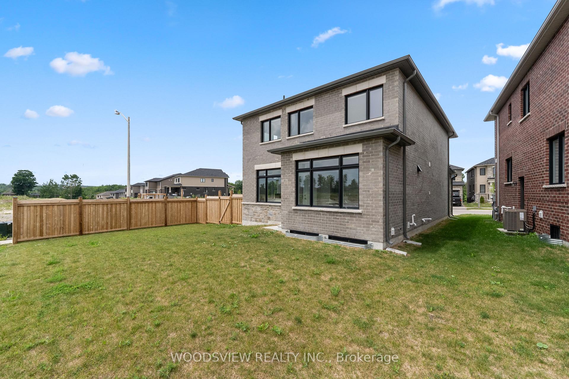 Photo 46 of 91 Thicketwood Avenue, Barrie, Rural Barrie Southeast — HOMEH