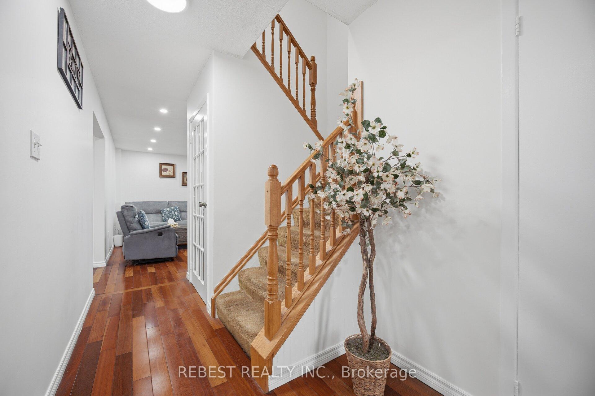 Photo 20 of 3120 Mccarron Crescent, Mississauga, Meadowvale — HOMEH
