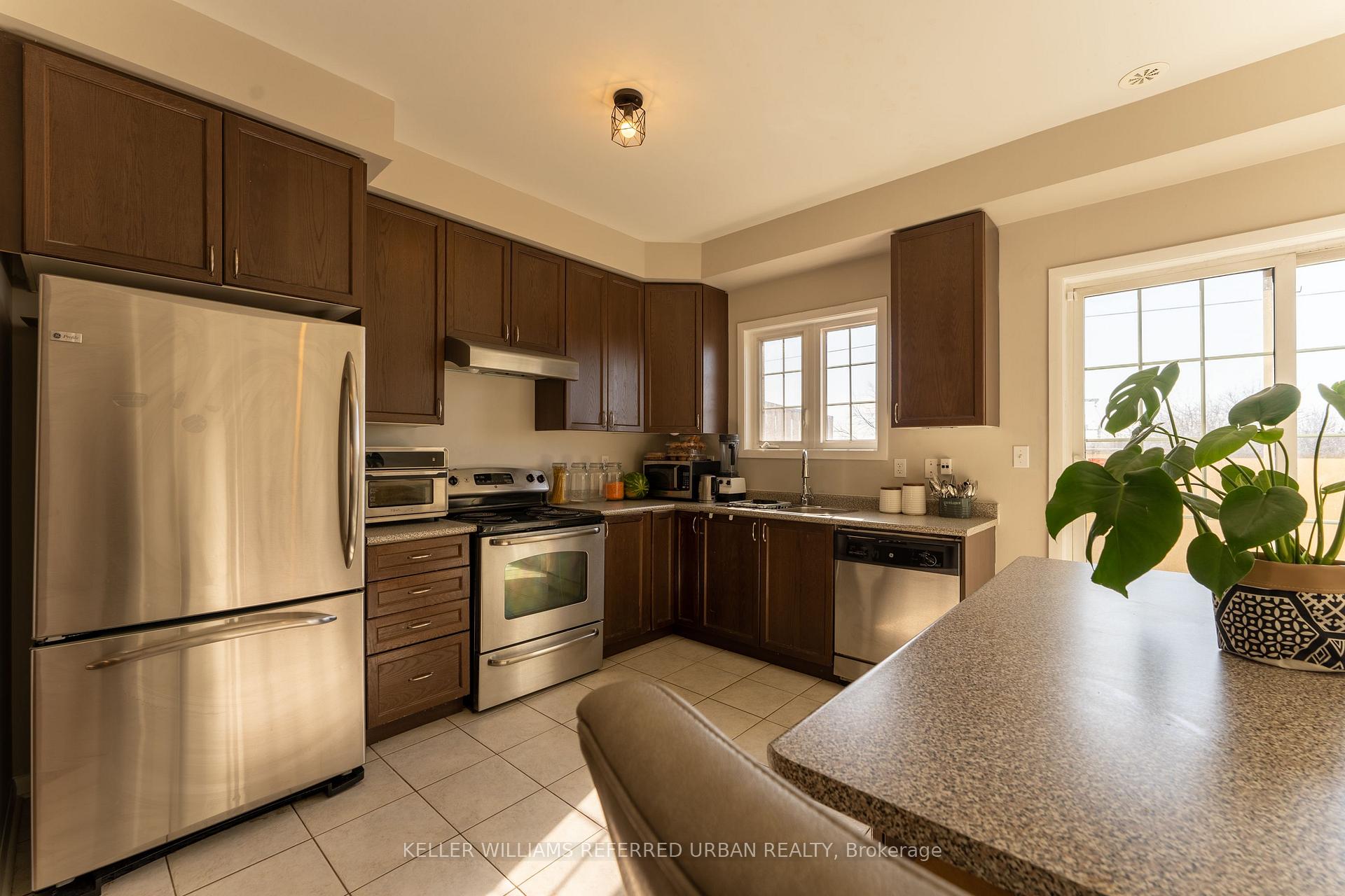 Photo 3 of Unit 14, 1250 St Martins Drive, Pickering, Bay Ridges — HOMEH