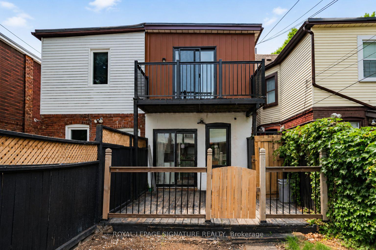 Photo 27 of 573 Coxwell Avenue, Toronto, Woodbine Corridor — HOMEH