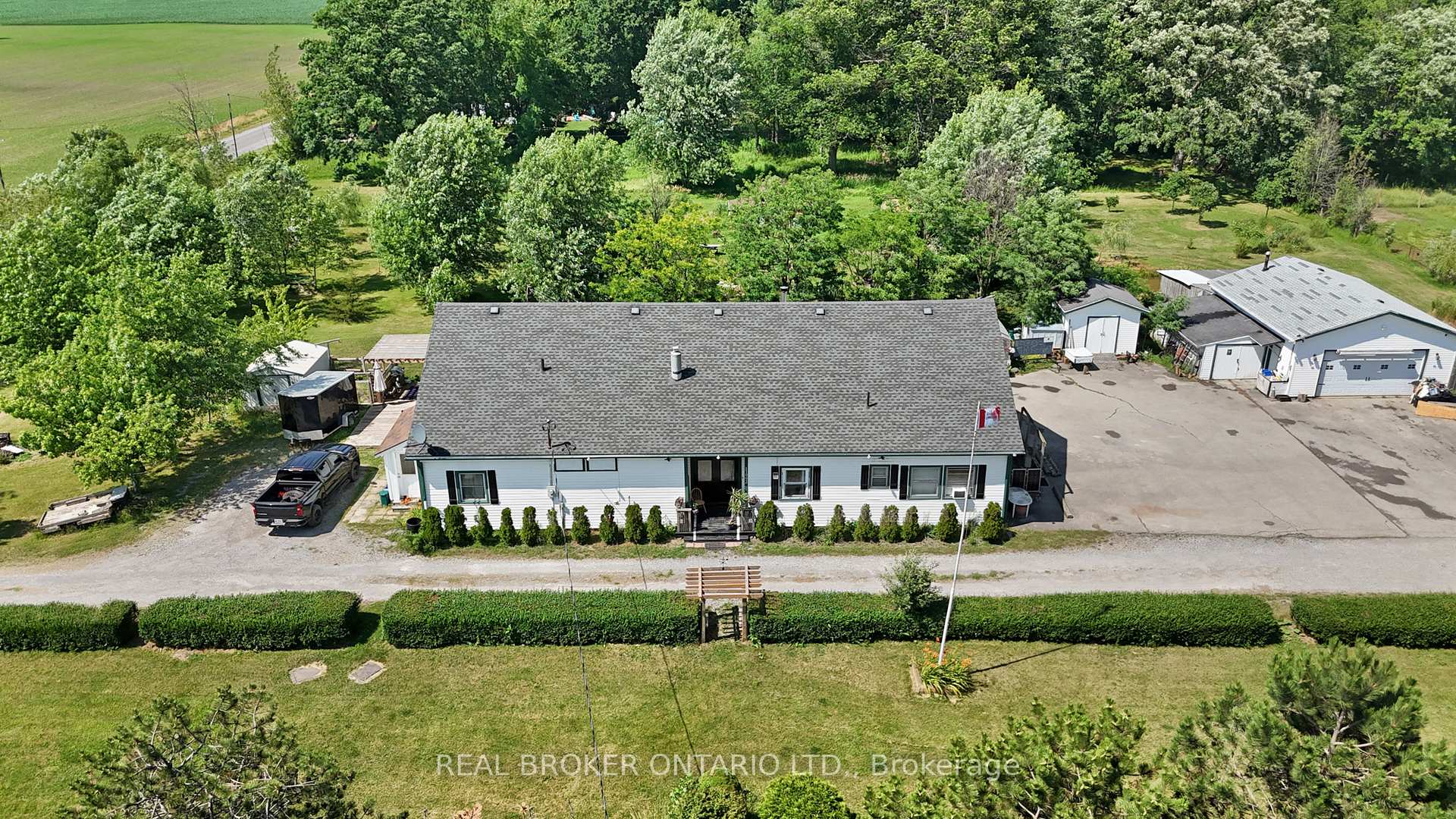 Photo 2 of 11992 Concession 1 Road, Wainfleet, Marshville/Winger — HOMEH