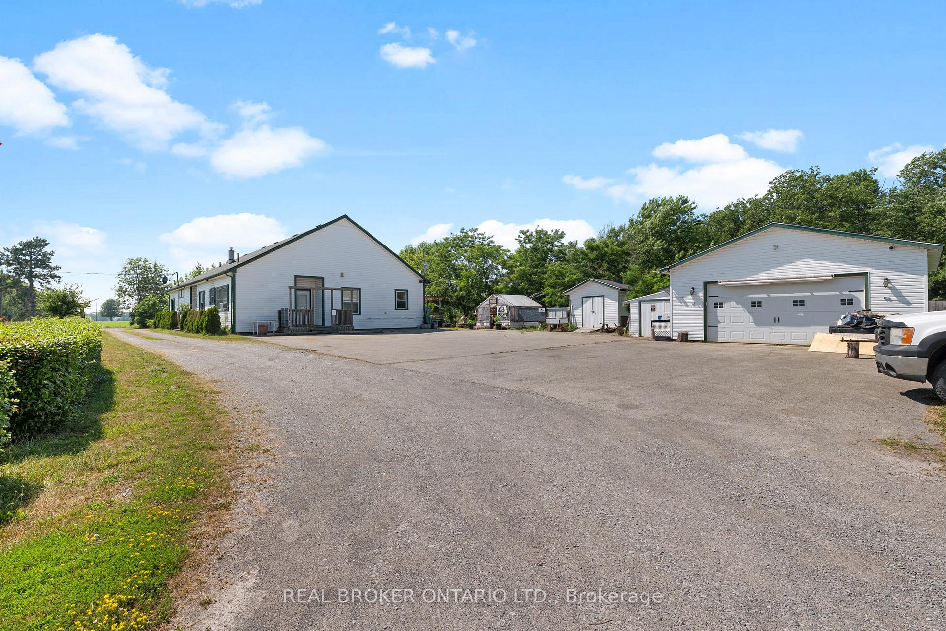 Photo 3 of 11992 Concession 1 Road, Wainfleet, Marshville/Winger — HOMEH