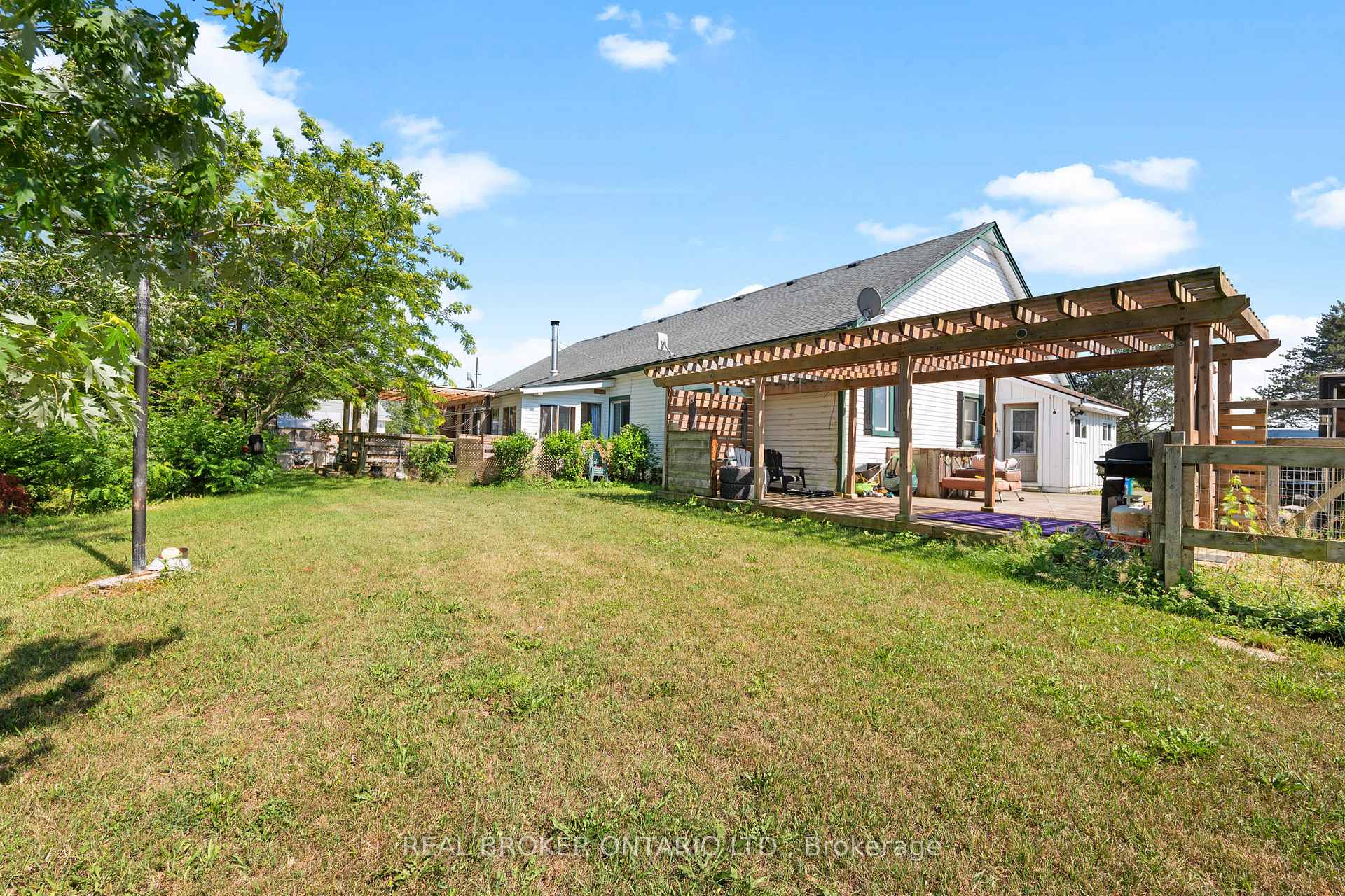 Photo 5 of 11992 Concession 1 Road, Wainfleet, Marshville/Winger — HOMEH