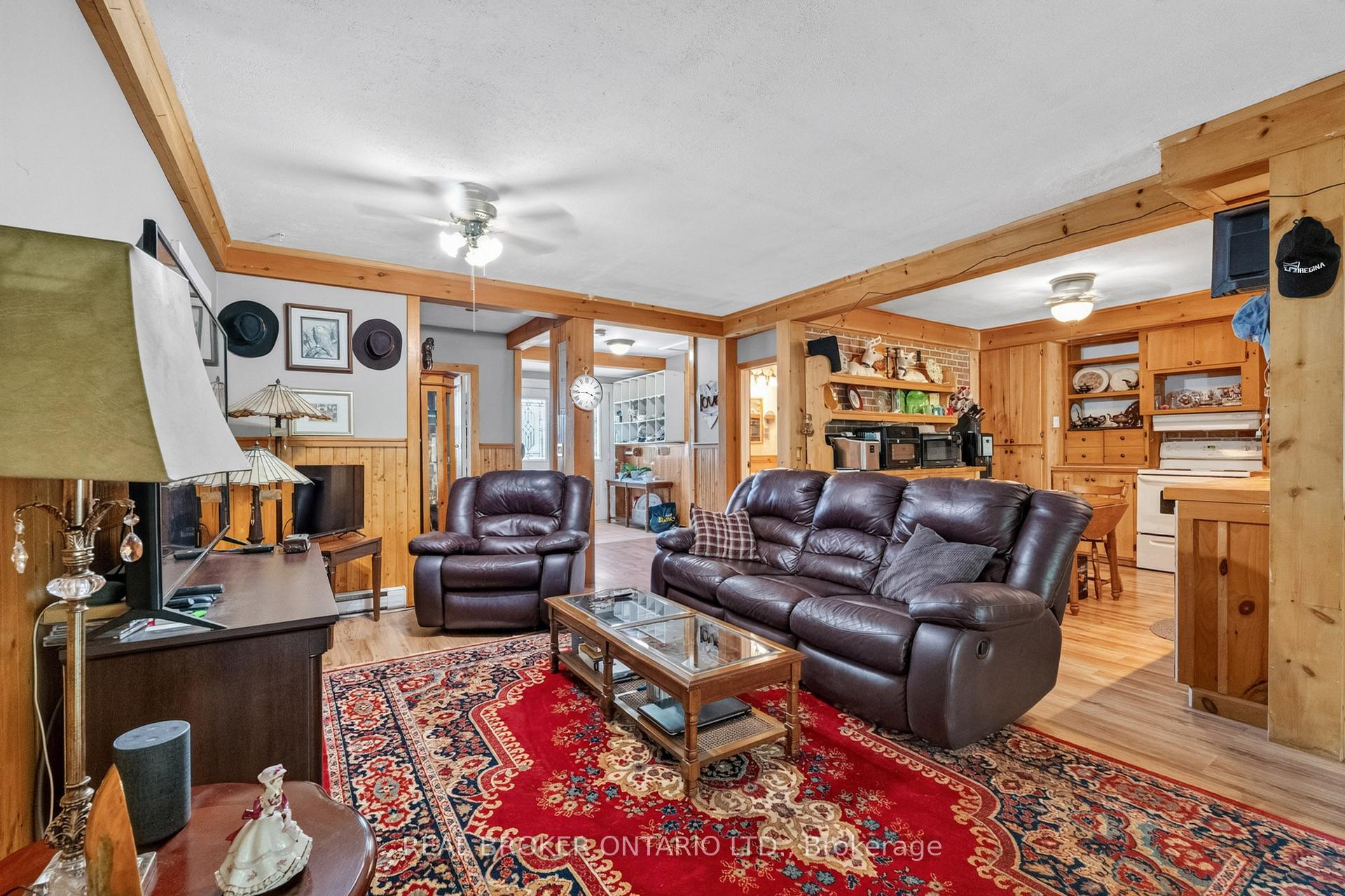Photo 8 of 11992 Concession 1 Road, Wainfleet, Marshville/Winger — HOMEH
