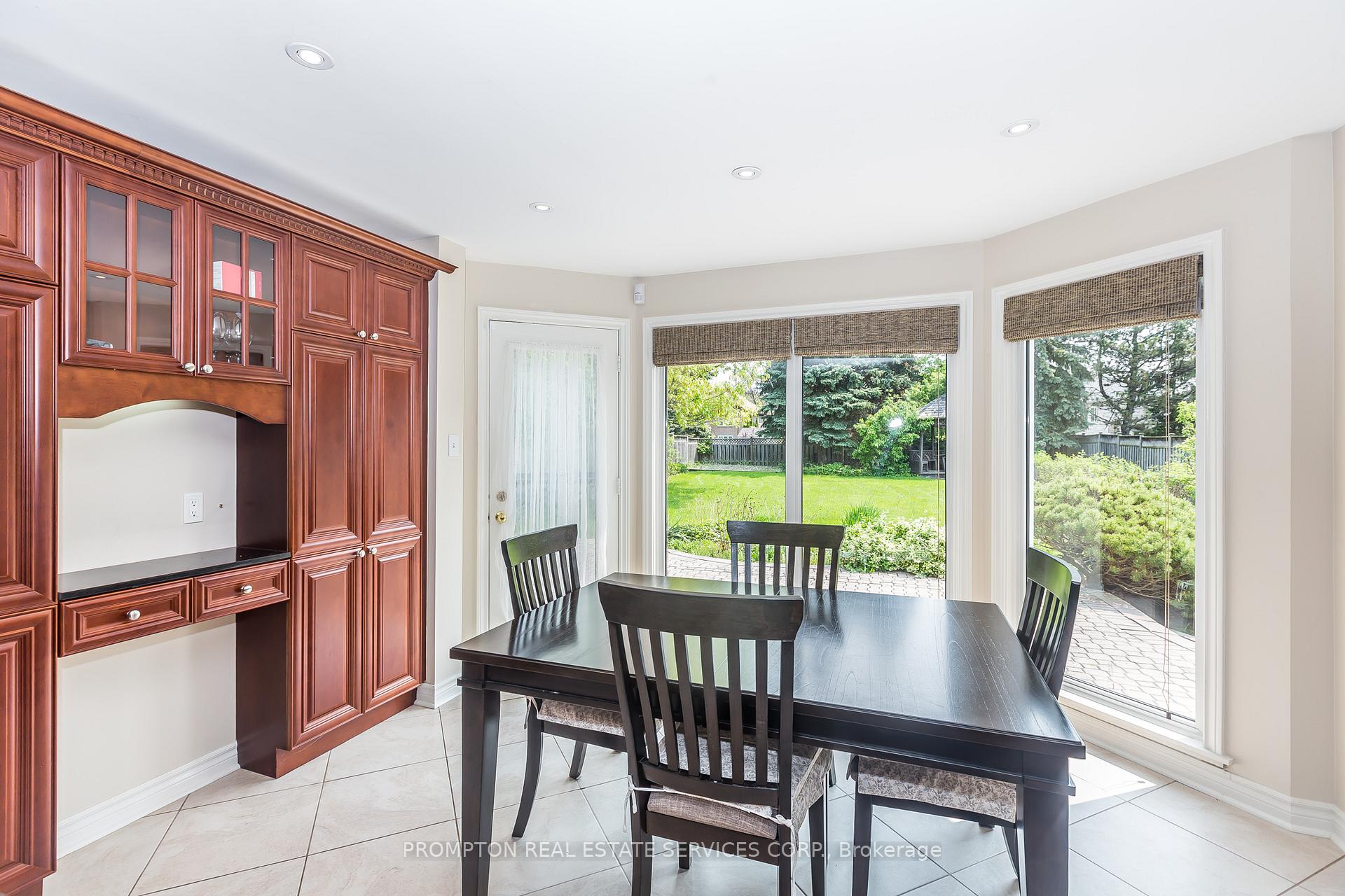 Photo 5 of 68 Addington Square, Markham, Unionville — HOMEH