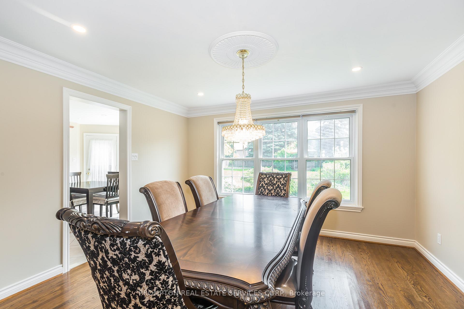 Photo 6 of 68 Addington Square, Markham, Unionville — HOMEH