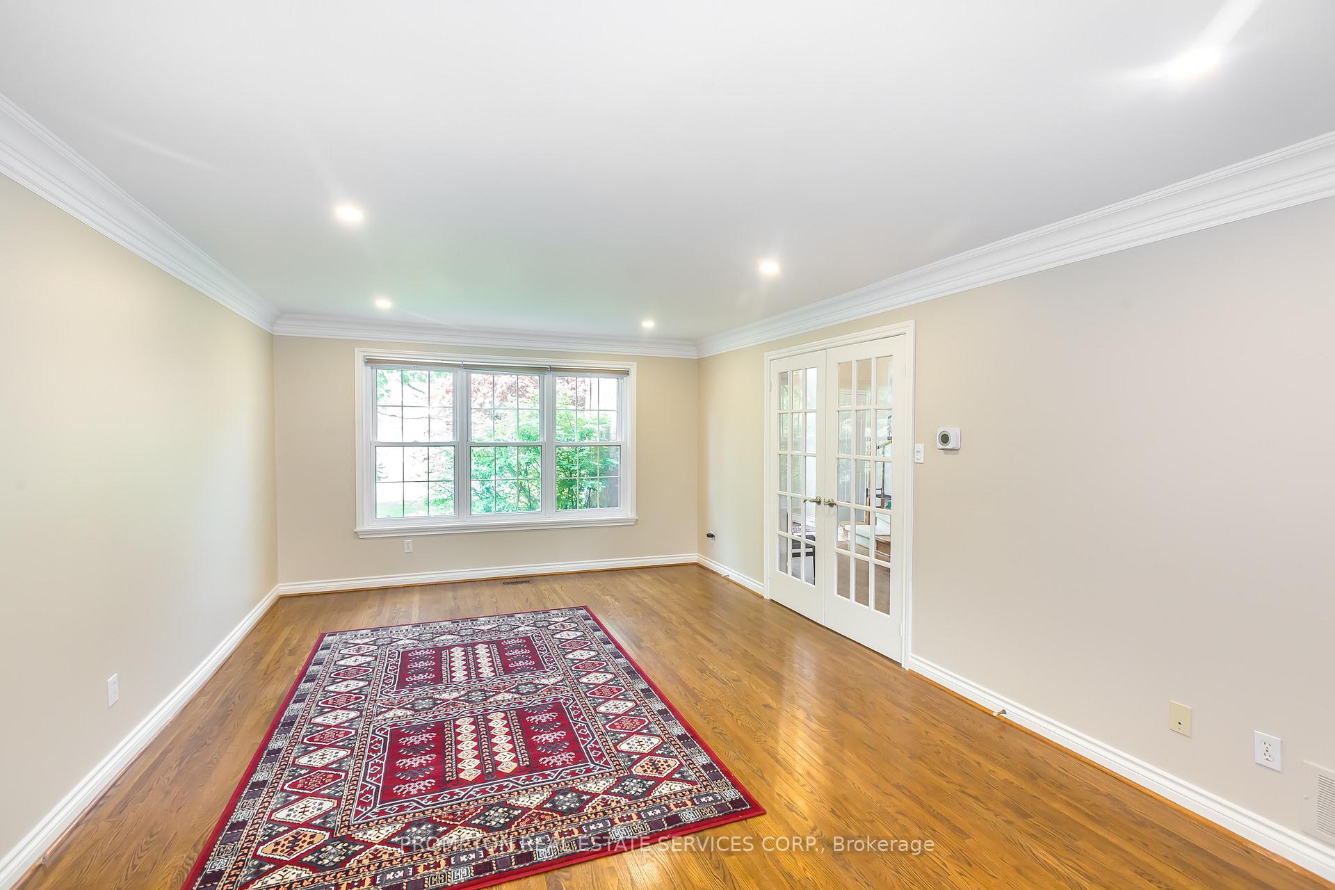 Photo 7 of 68 Addington Square, Markham, Unionville — HOMEH