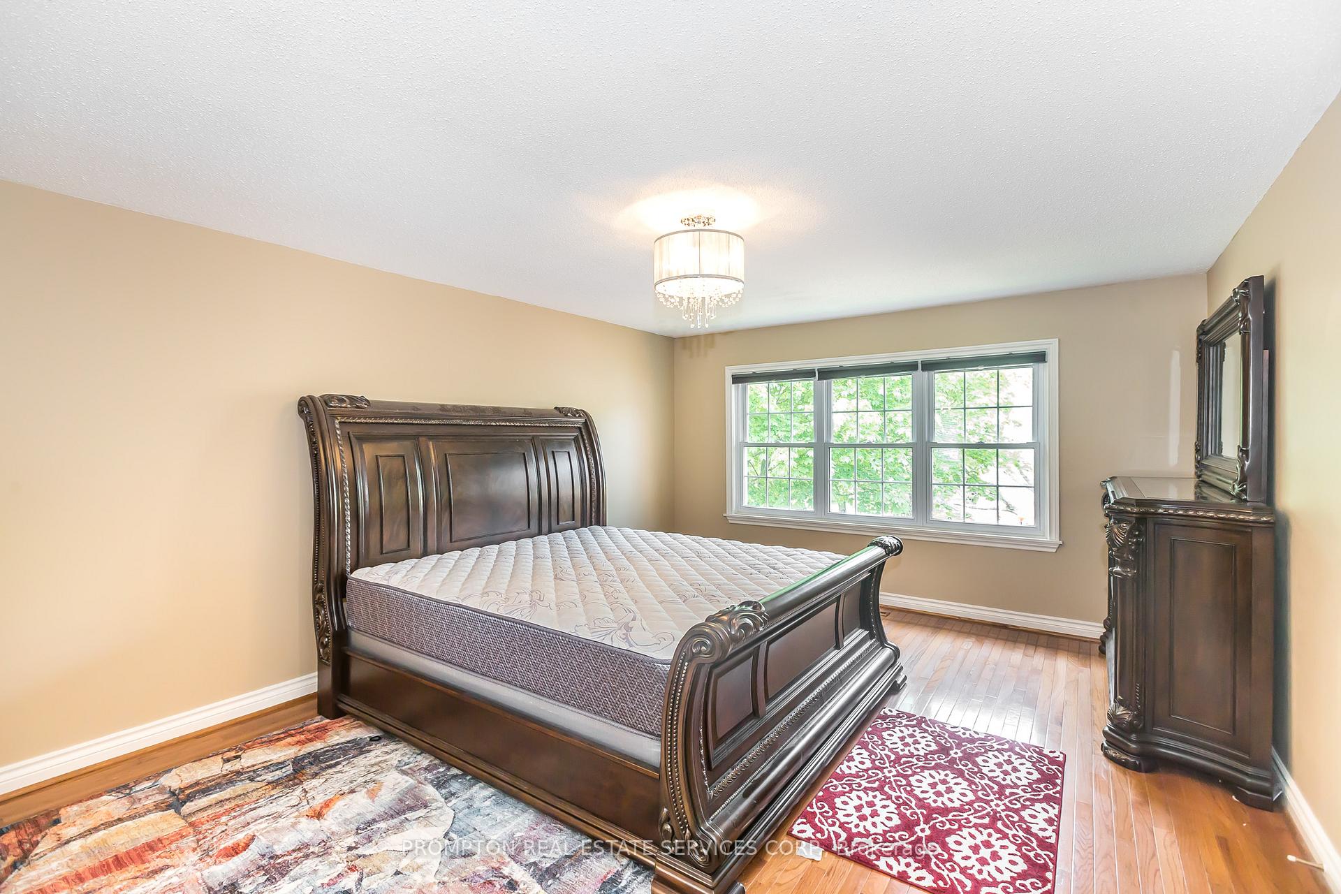 Photo 11 of 68 Addington Square, Markham, Unionville — HOMEH