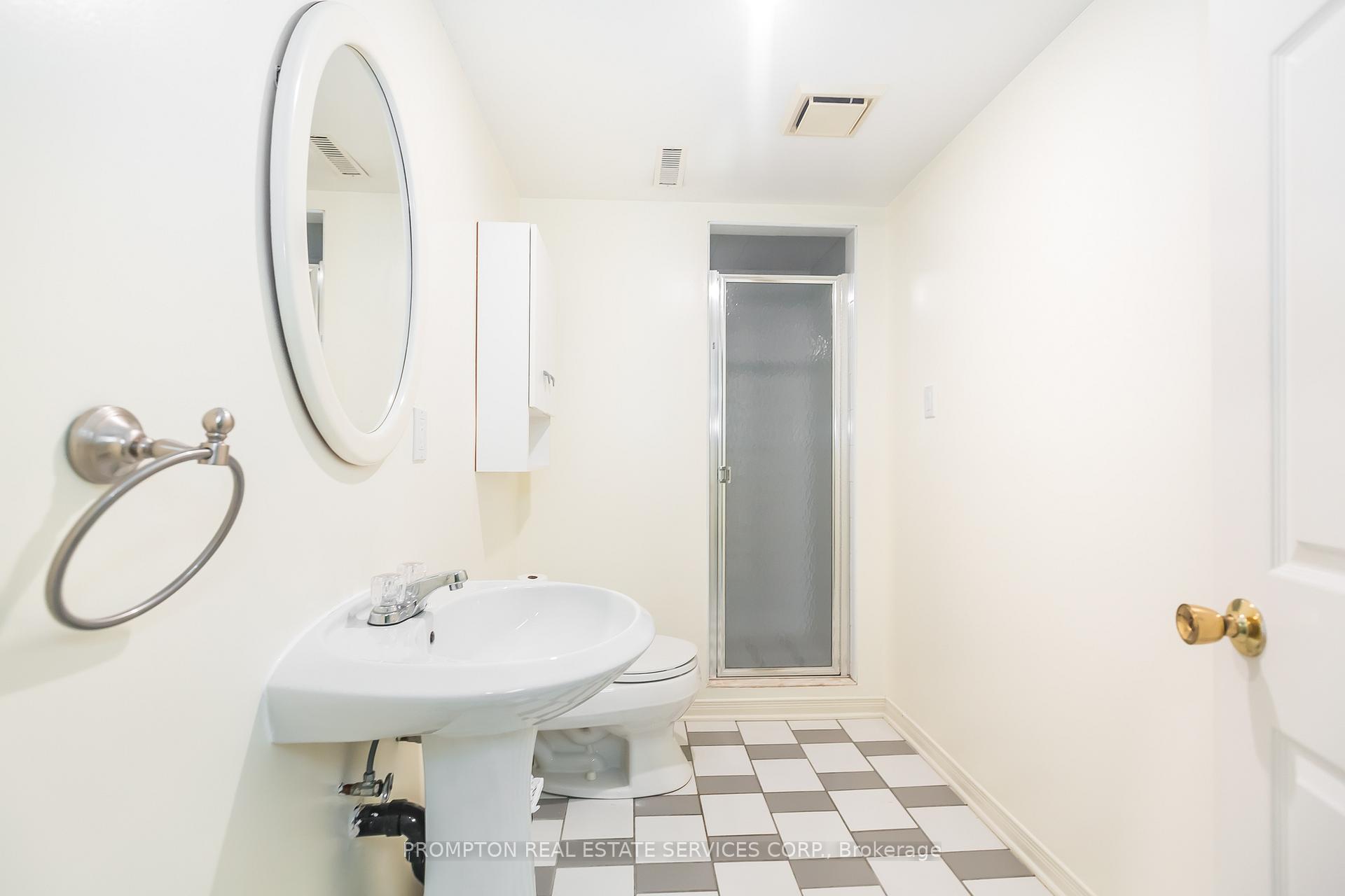 Photo 19 of 68 Addington Square, Markham, Unionville — HOMEH