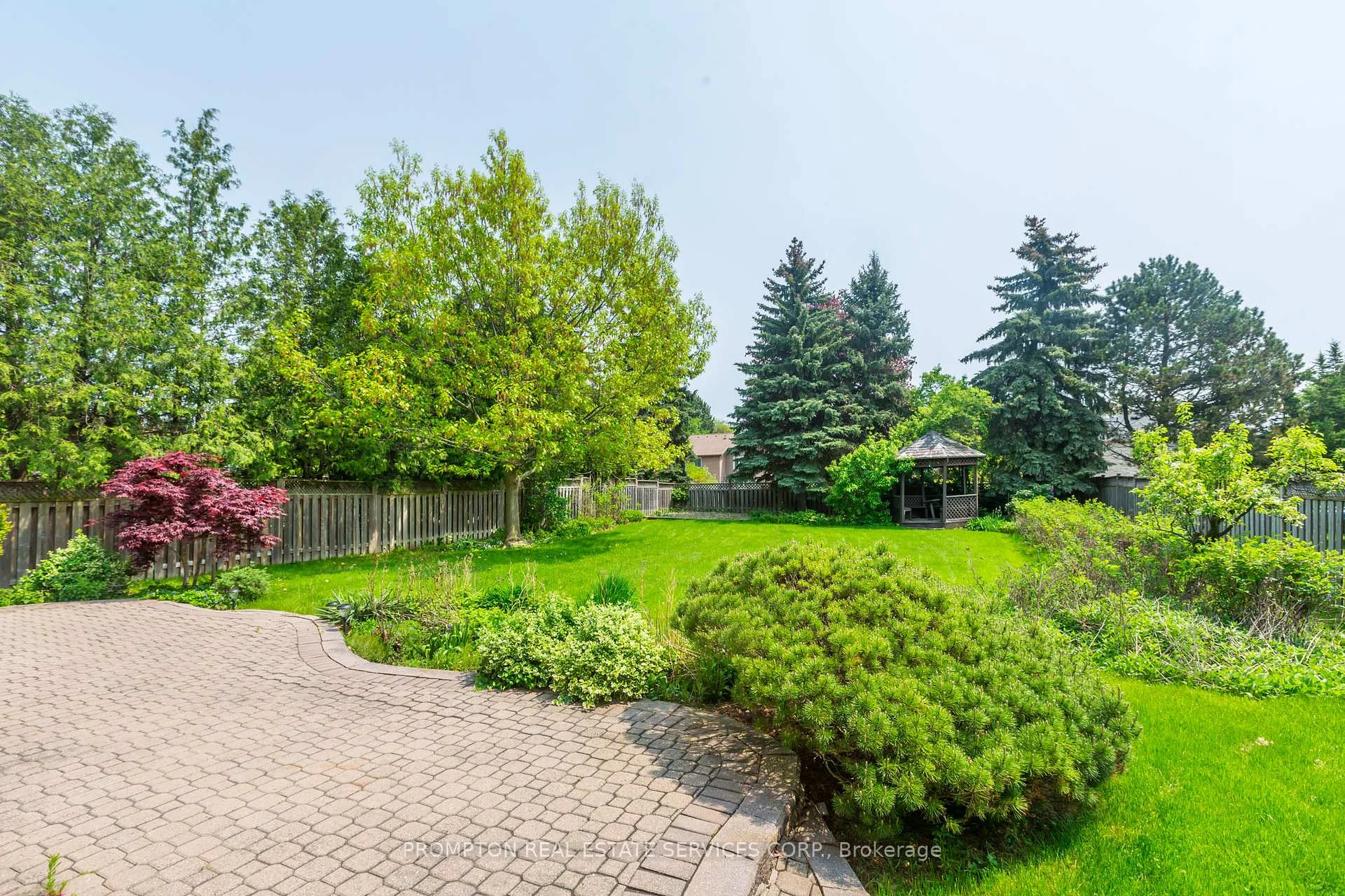 Photo 2 of 68 Addington Square, Markham, Unionville — HOMEH