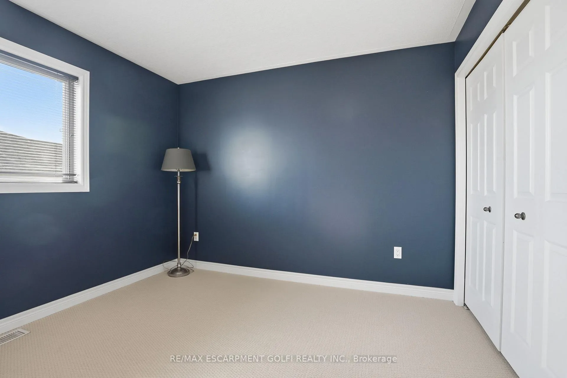 Photo 15 of 9 Pace Avenue, Brantford, Echo Place — HOMEH