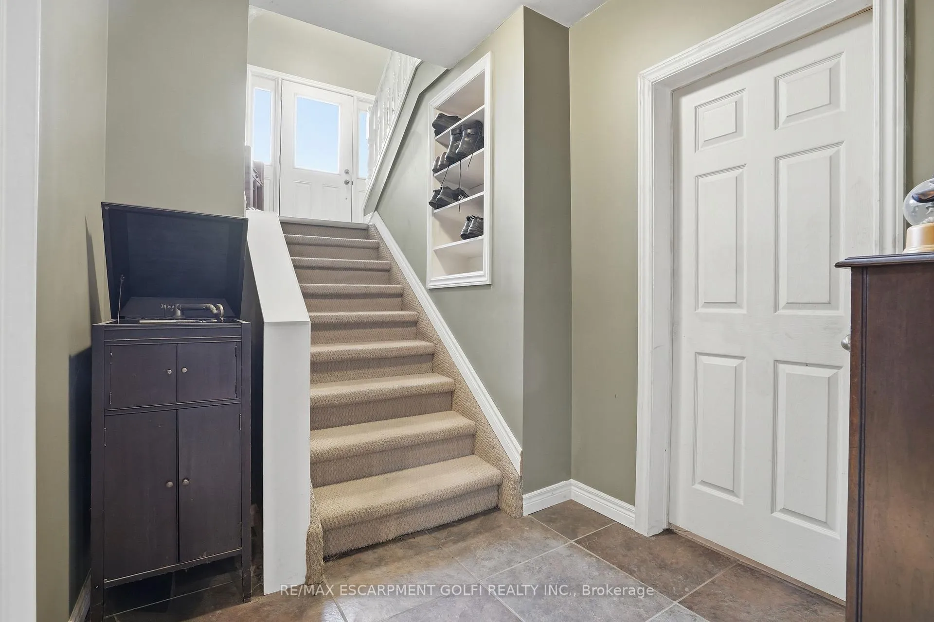 Photo 17 of 9 Pace Avenue, Brantford, Echo Place — HOMEH