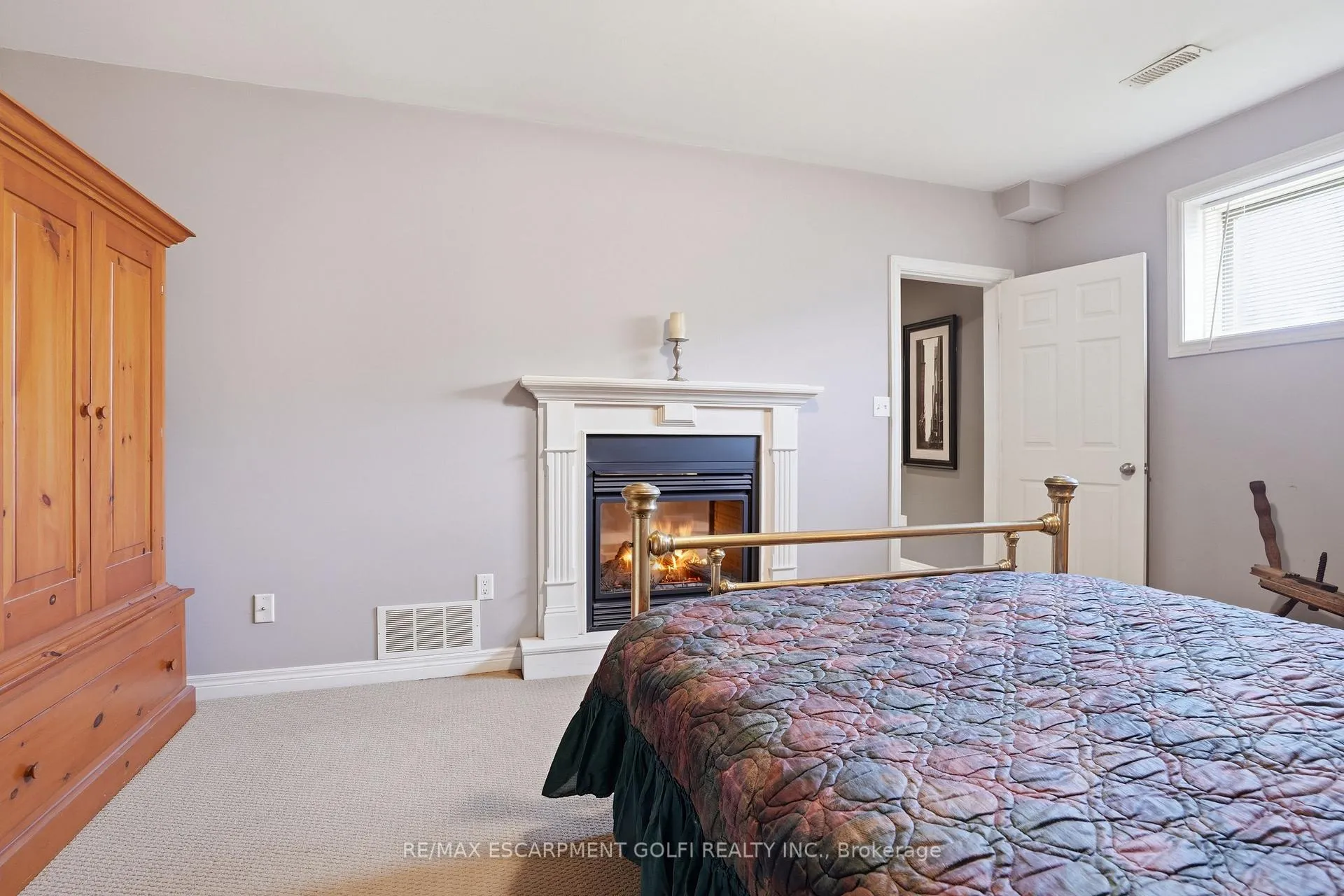 Photo 24 of 9 Pace Avenue, Brantford, Echo Place — HOMEH