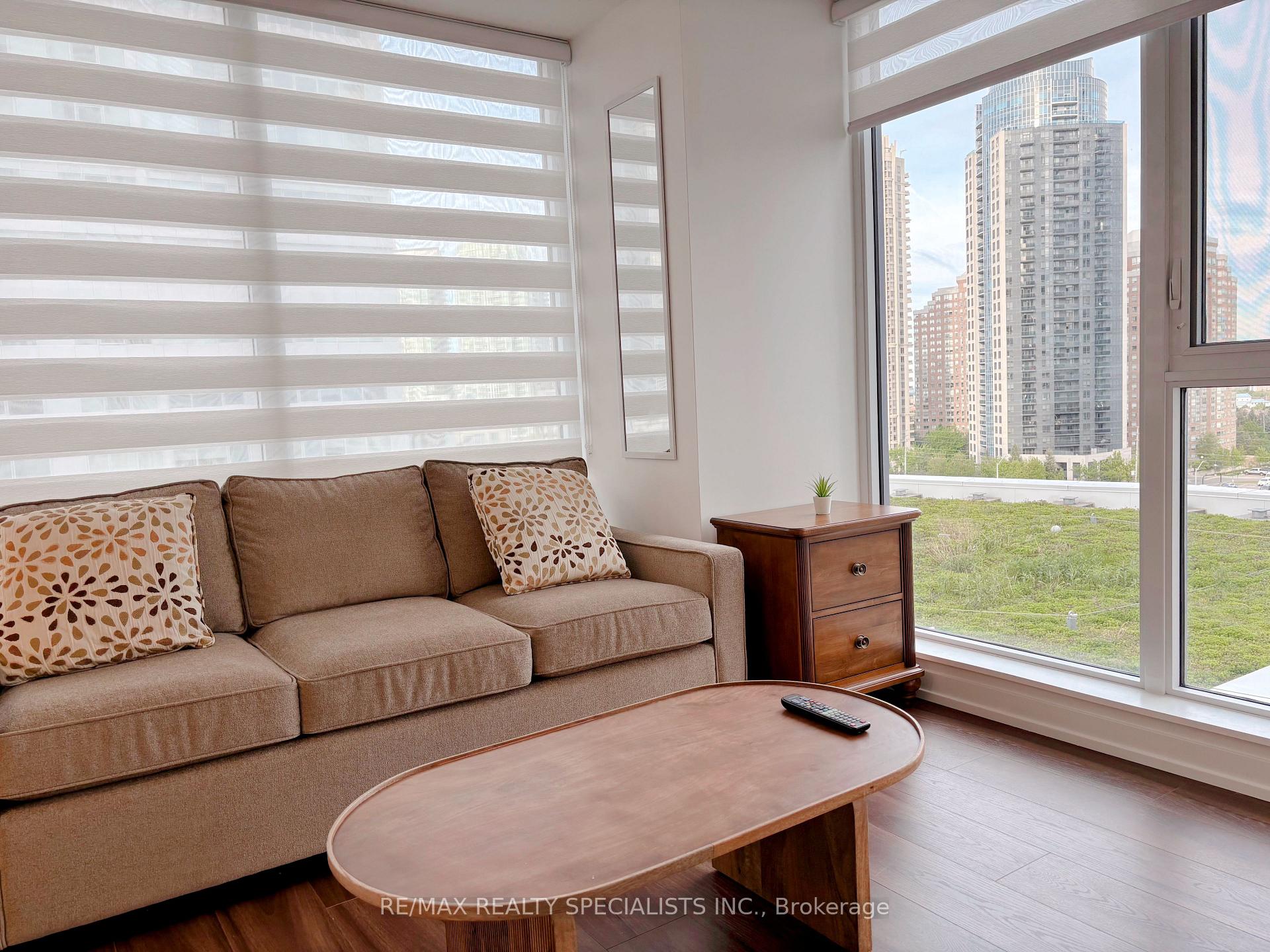 Photo 8 of Unit 908, 4065 Confederation Parkway, Mississauga, City Centre — HOMEH