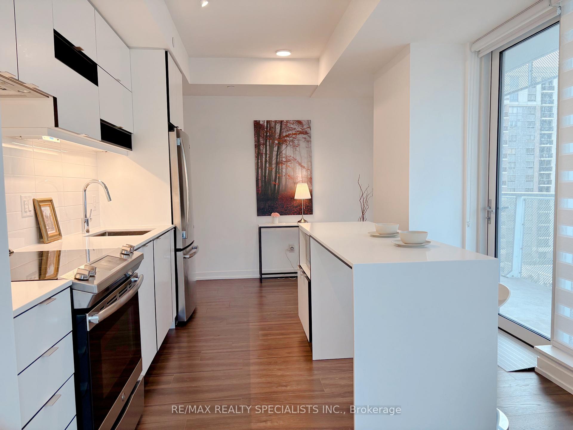 Photo 10 of Unit 908, 4065 Confederation Parkway, Mississauga, City Centre — HOMEH