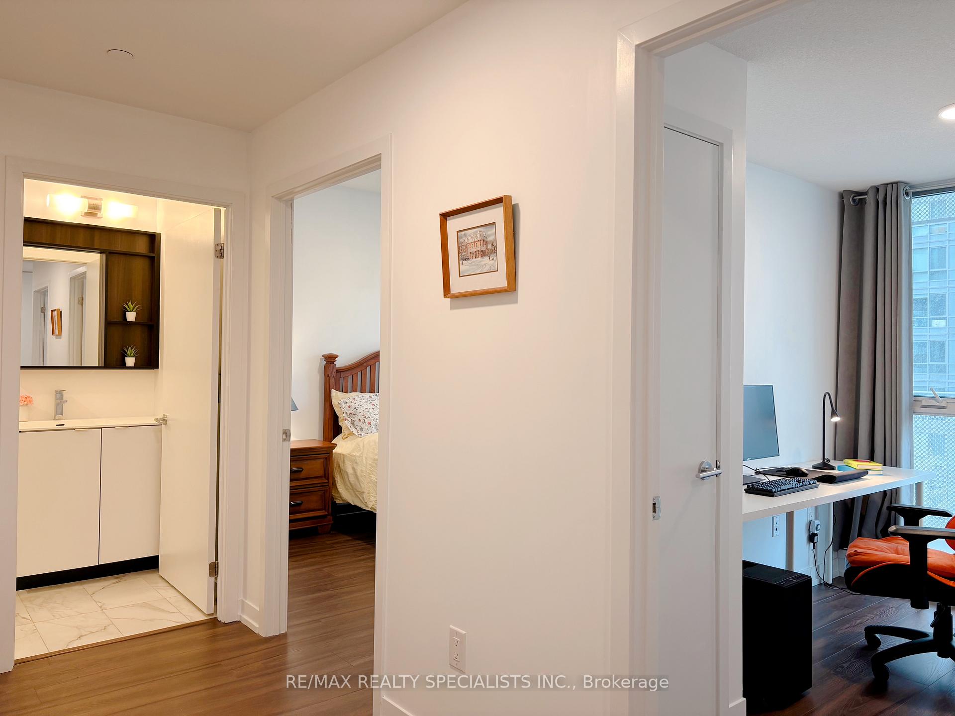 Photo 18 of Unit 908, 4065 Confederation Parkway, Mississauga, City Centre — HOMEH