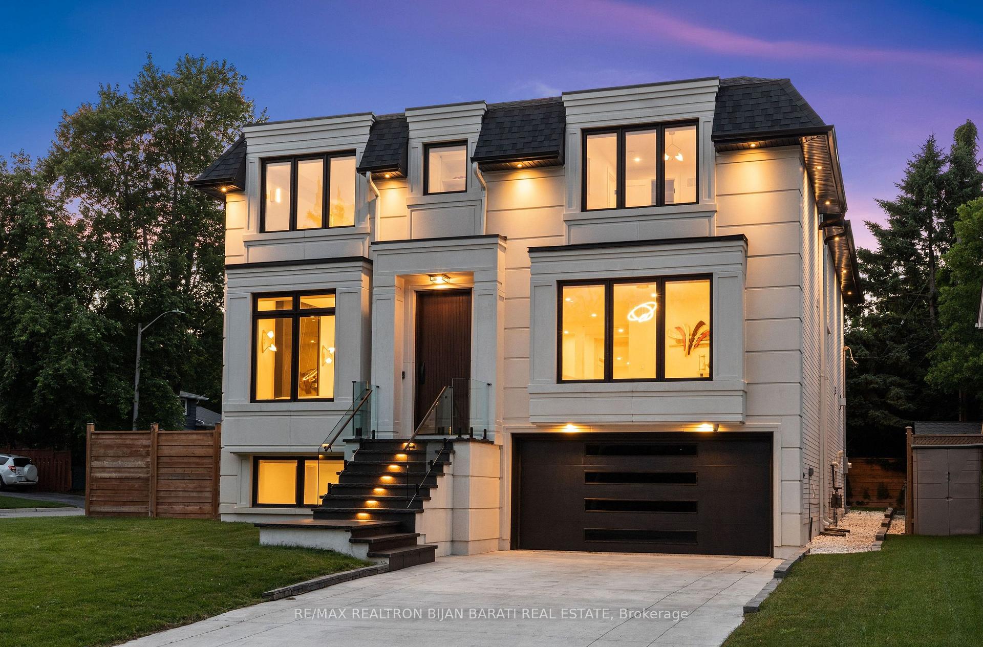 Photo 1 of 16 Wild Cherry Lane, Markham, Royal Orchard — HOMEH