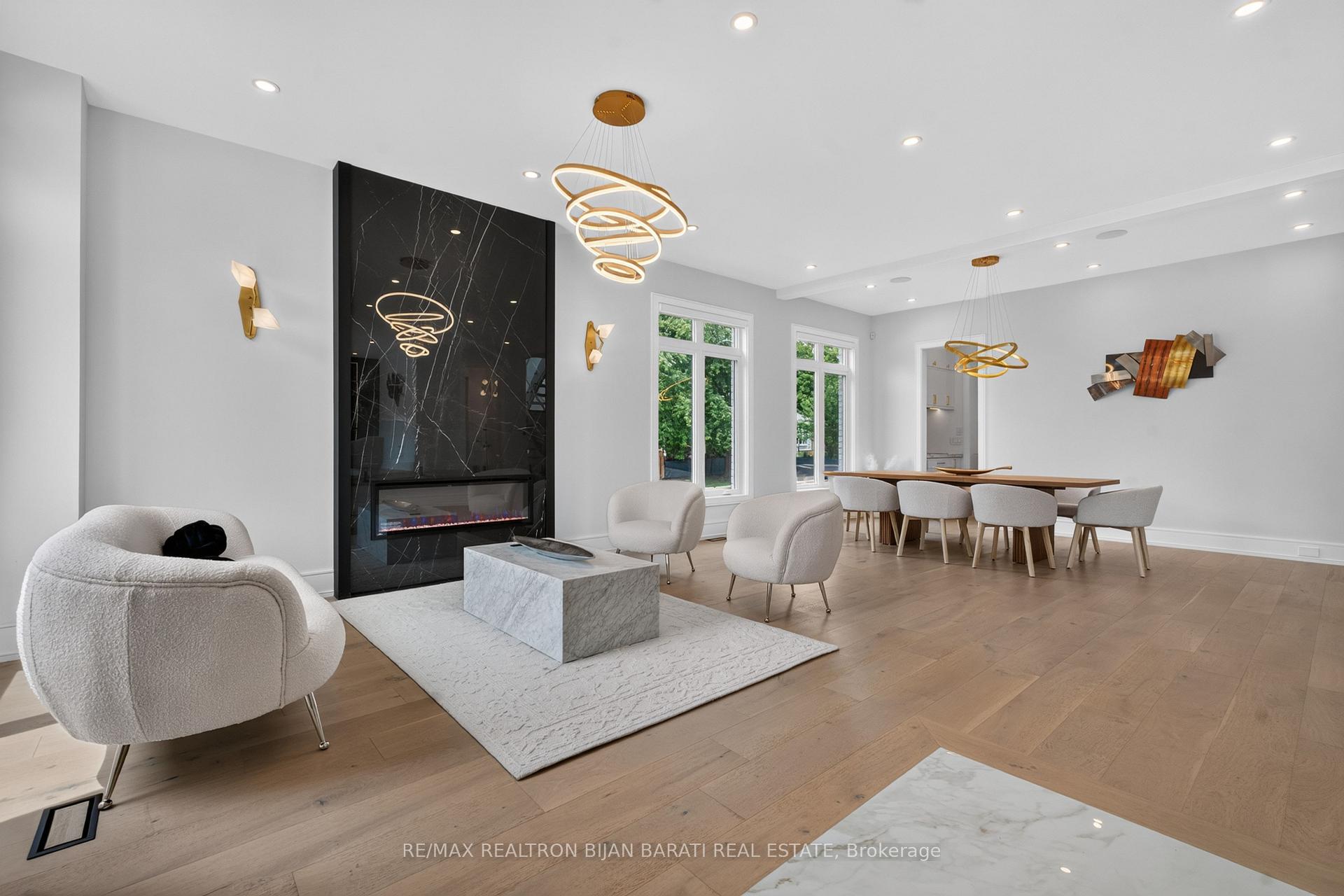 Photo 15 of 16 Wild Cherry Lane, Markham, Royal Orchard — HOMEH