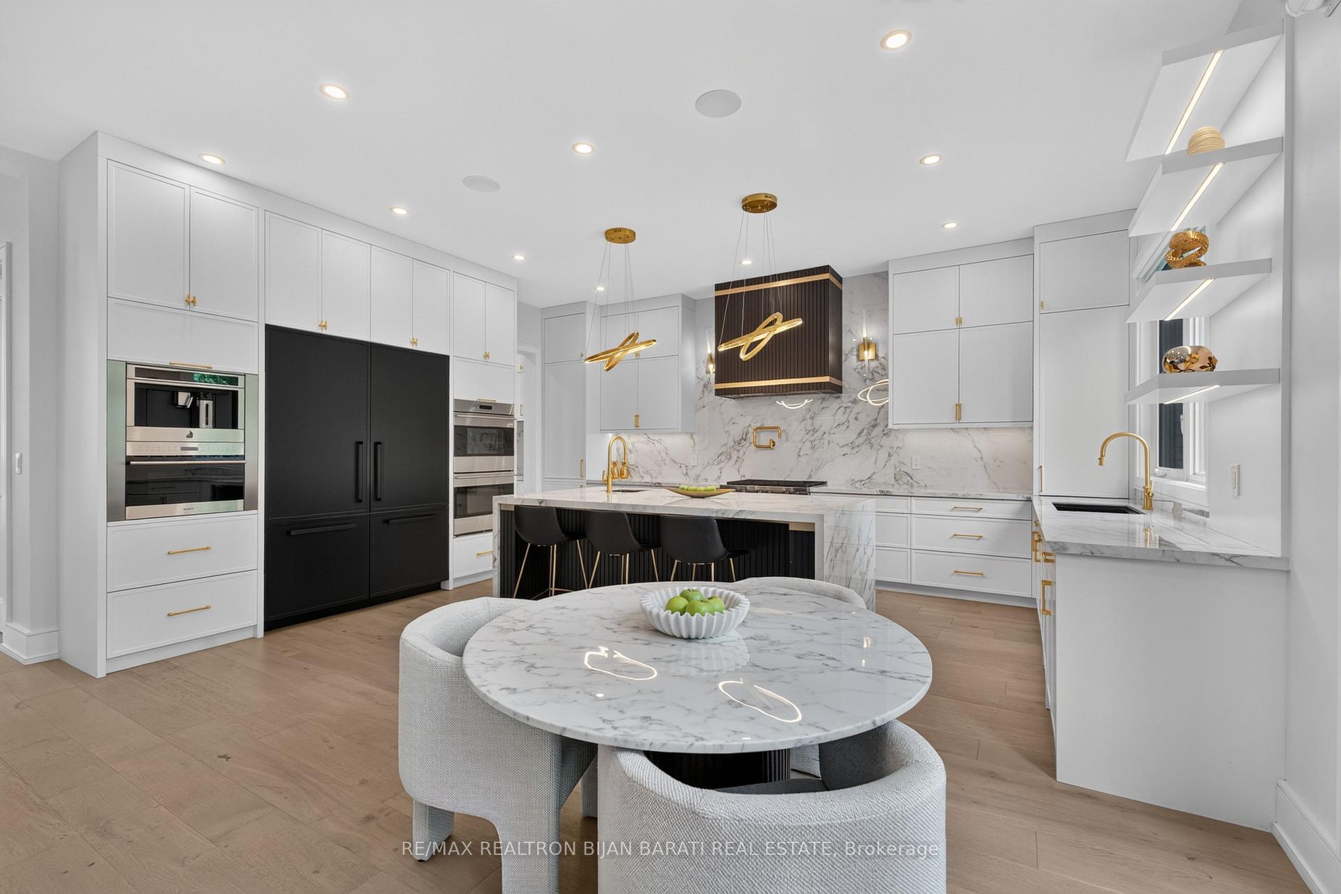 Photo 18 of 16 Wild Cherry Lane, Markham, Royal Orchard — HOMEH