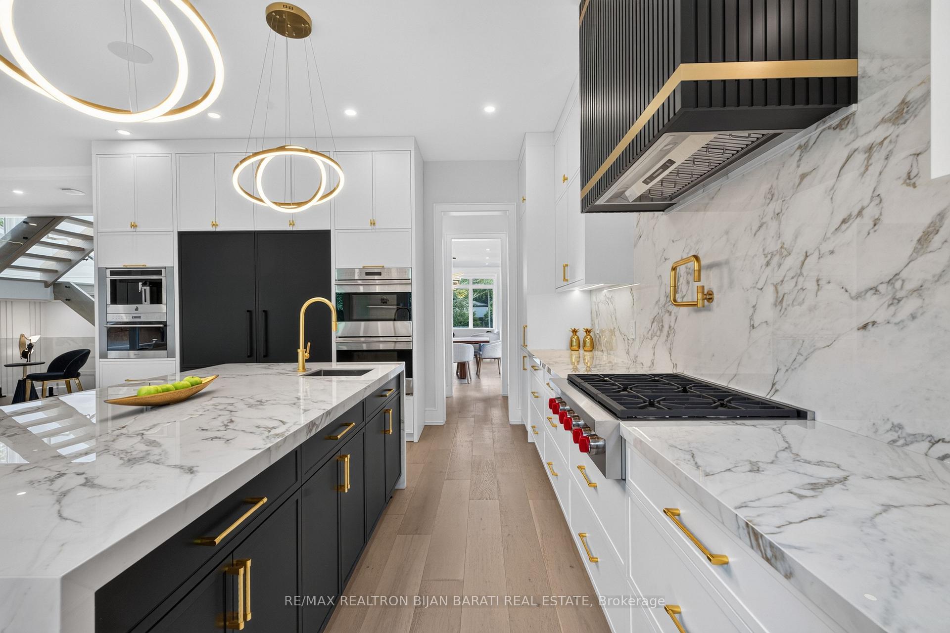 Photo 23 of 16 Wild Cherry Lane, Markham, Royal Orchard — HOMEH
