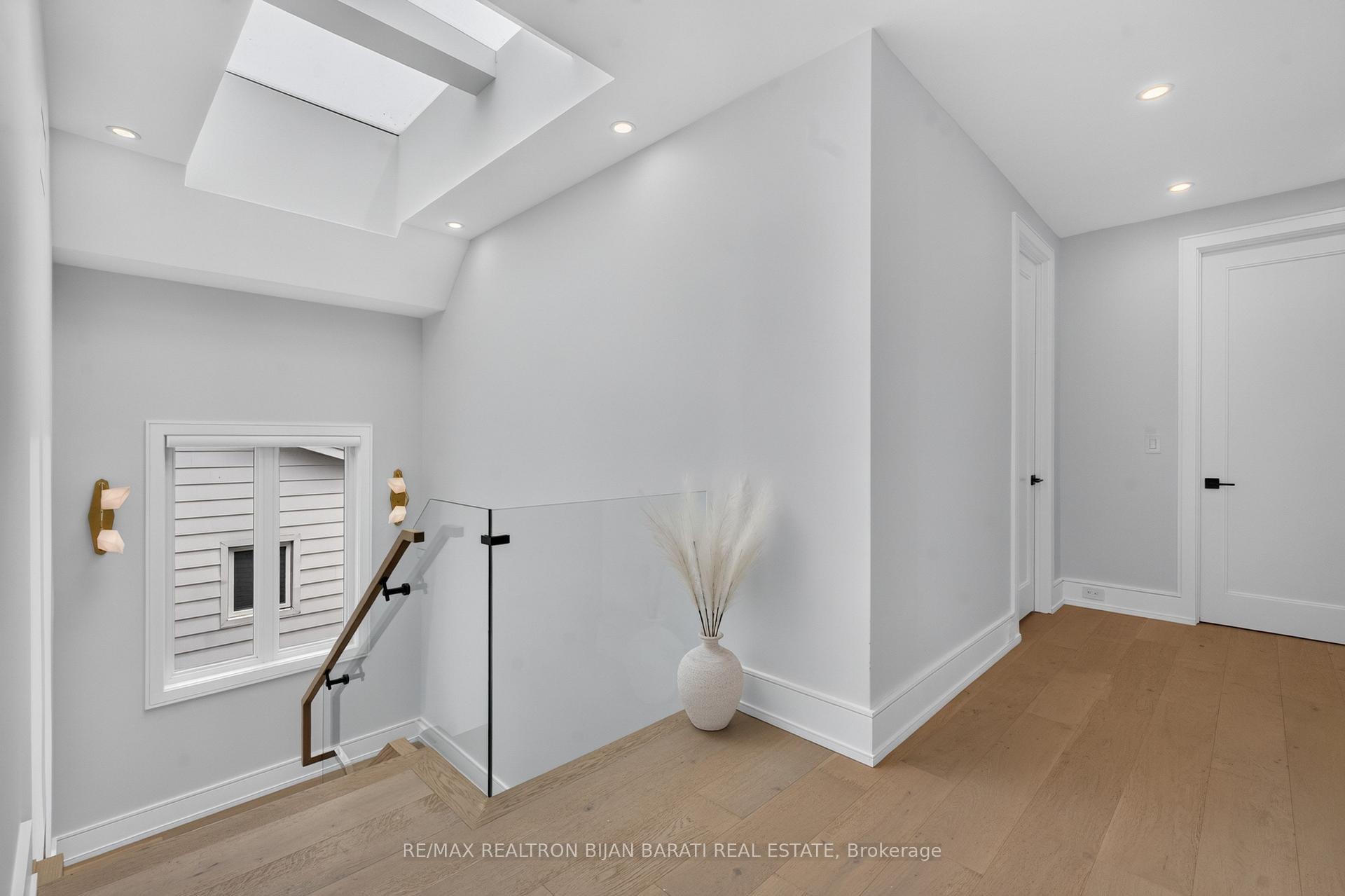 Photo 27 of 16 Wild Cherry Lane, Markham, Royal Orchard — HOMEH