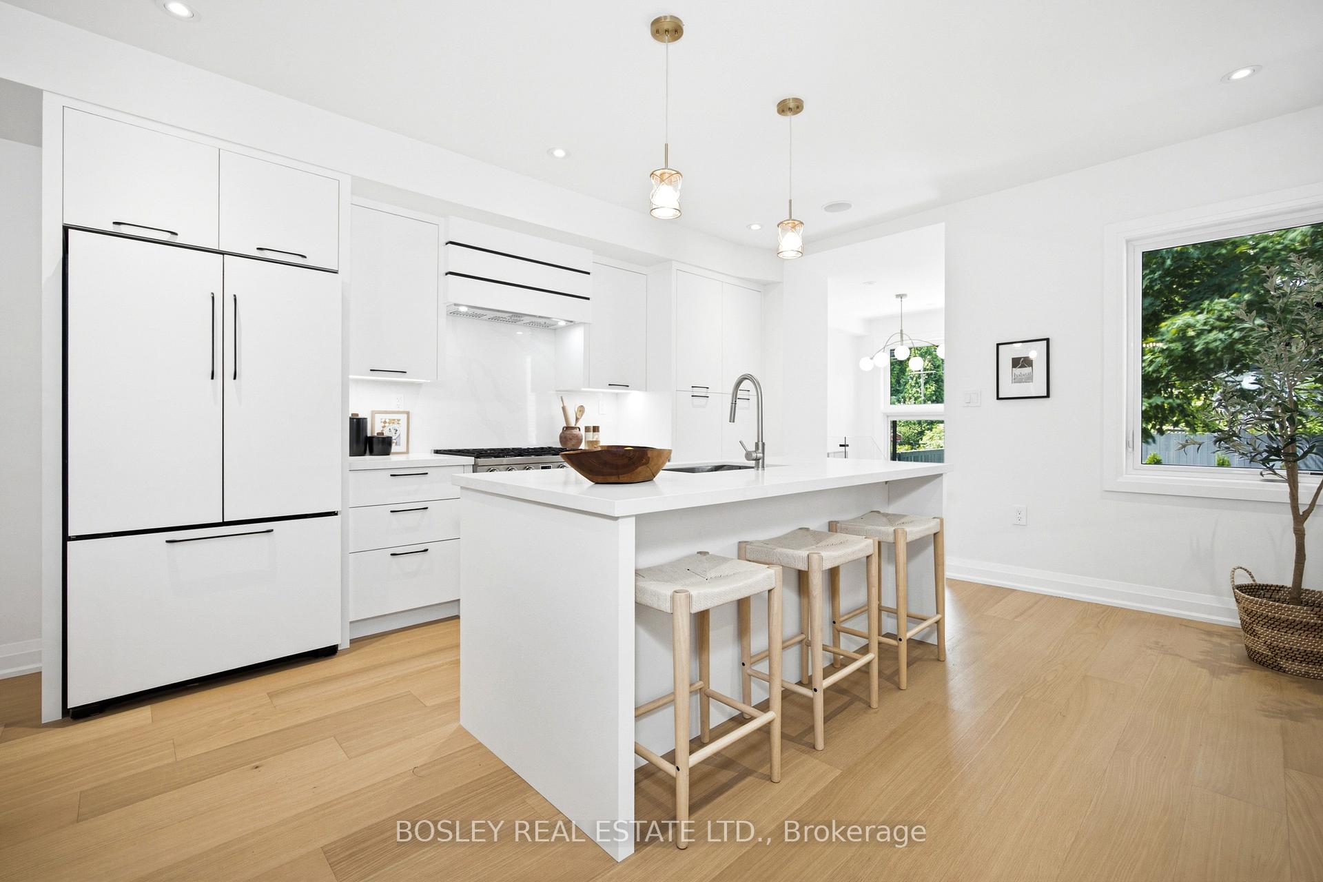 Photo 9 of 28 Richard Avenue, Toronto, Greenwood-Coxwell — HOMEH