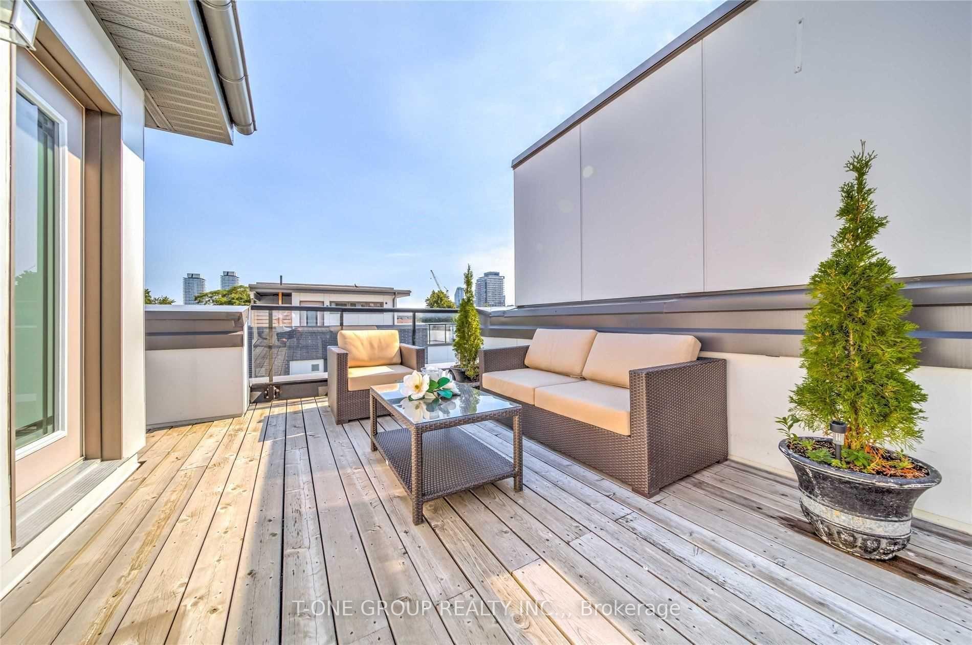 Photo 26 of 55 Sutton Avenue, Toronto, Regent Park — HOMEH