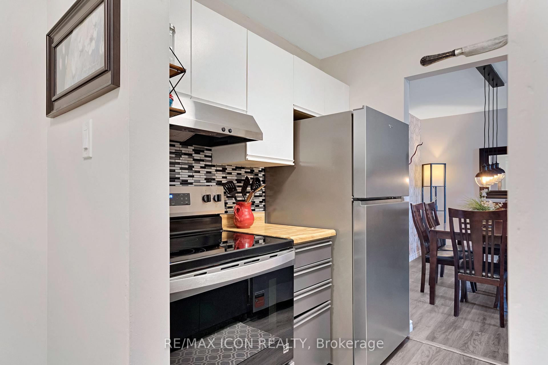 Photo 17 of Unit 319, 733 Deveron Crescent, London, South T — HOMEH