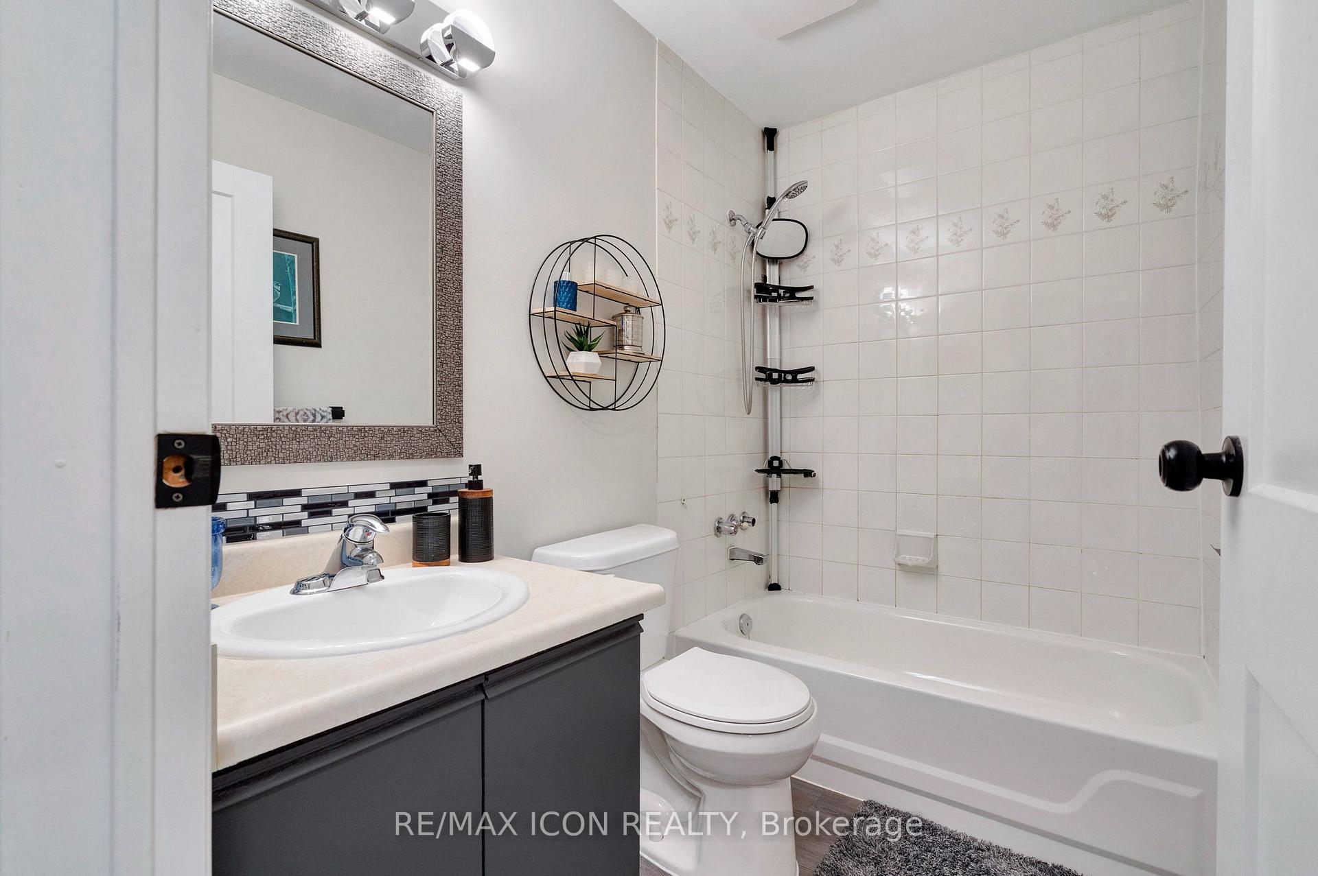 Photo 25 of Unit 319, 733 Deveron Crescent, London, South T — HOMEH