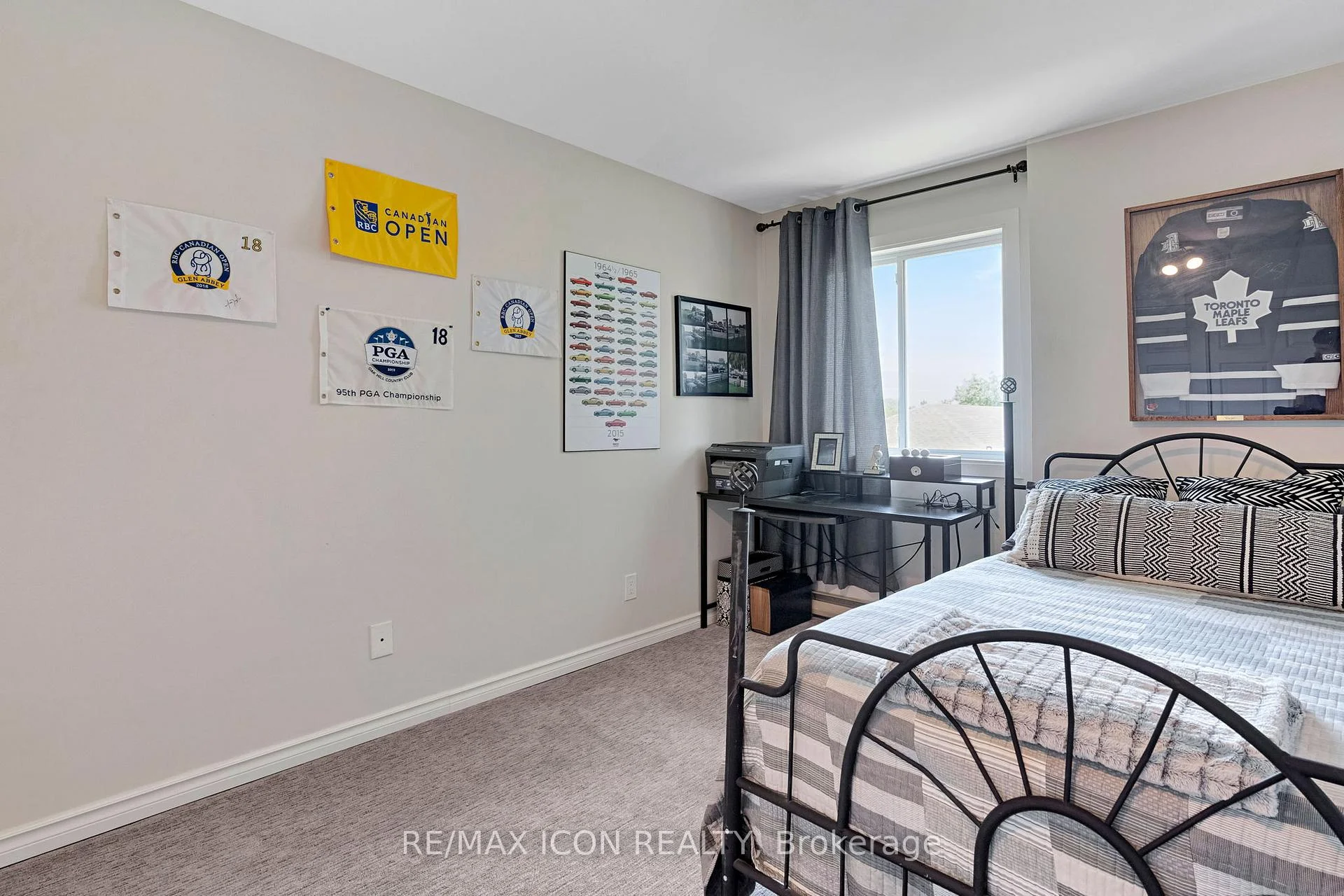 Photo 8 of Unit 319, 733 Deveron Crescent, London, South T — HOMEH