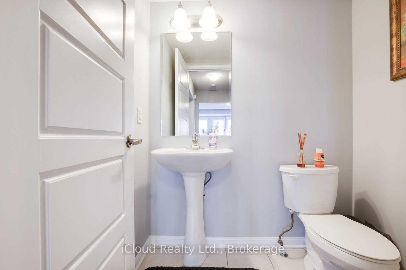 Photo 10 of 6 Suitor Court, Milton, Willmott — HOMEH