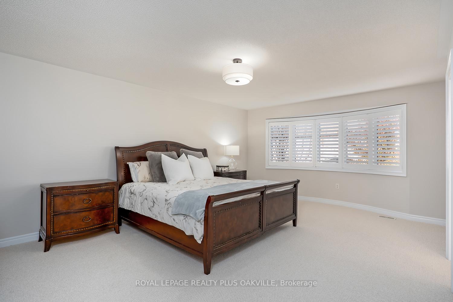 Photo 24 of 3339 Skipton Lane, Oakville, Bronte Creek — HOMEH