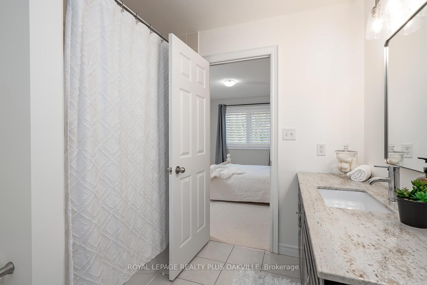Photo 29 of 3339 Skipton Lane, Oakville, Bronte Creek — HOMEH