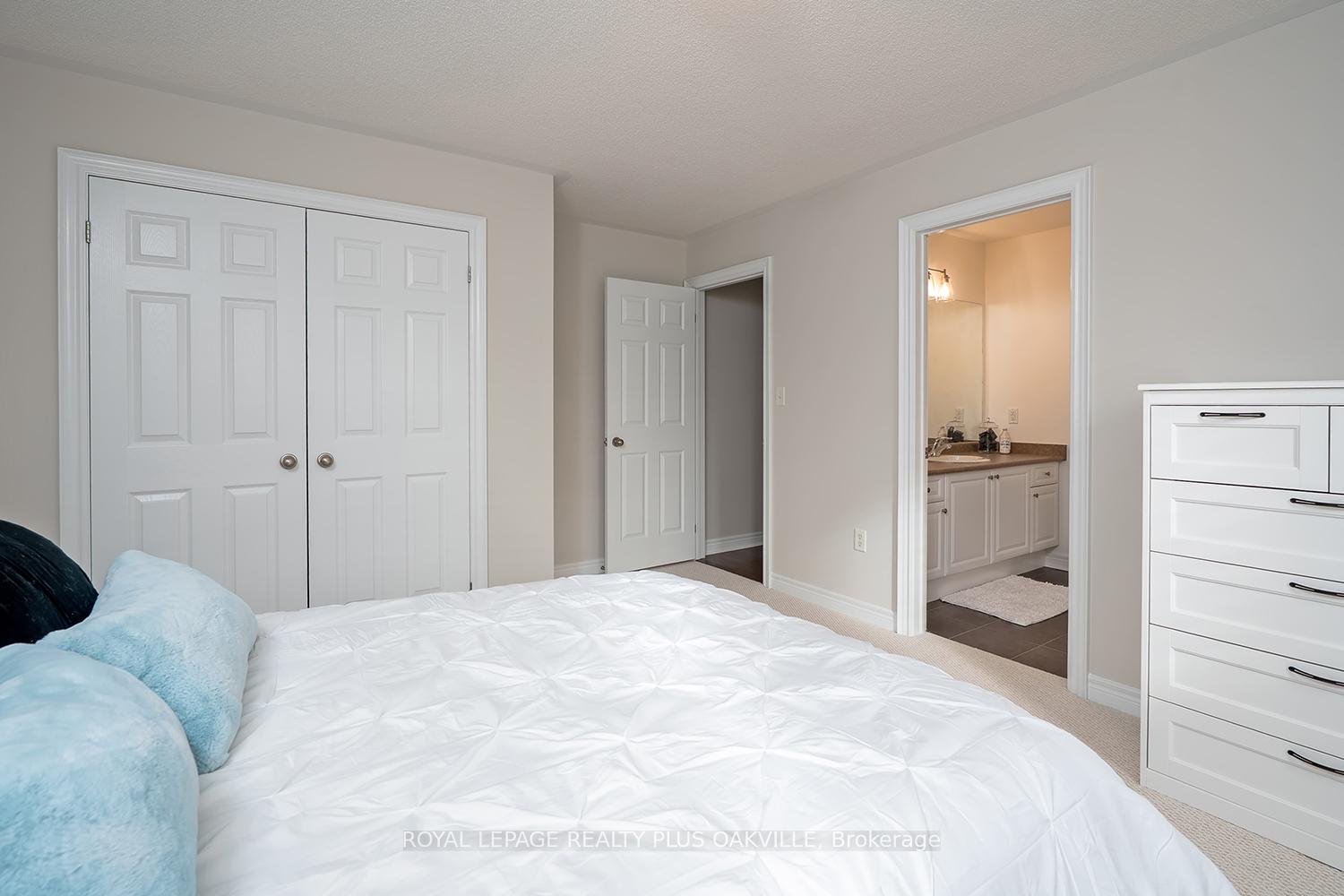 Photo 32 of 3339 Skipton Lane, Oakville, Bronte Creek — HOMEH